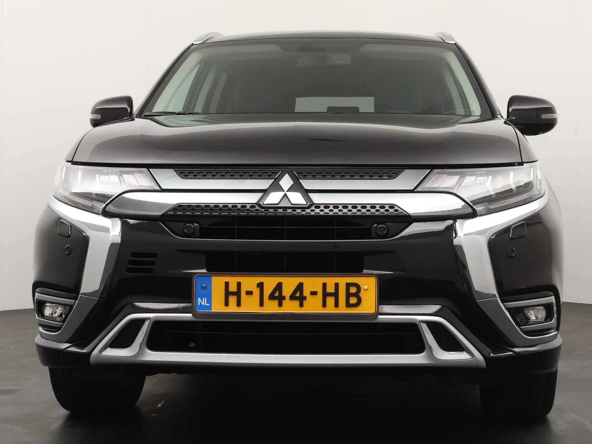 Mitsubishi Outlander 2.4 PHEV Intense+ - 9/32