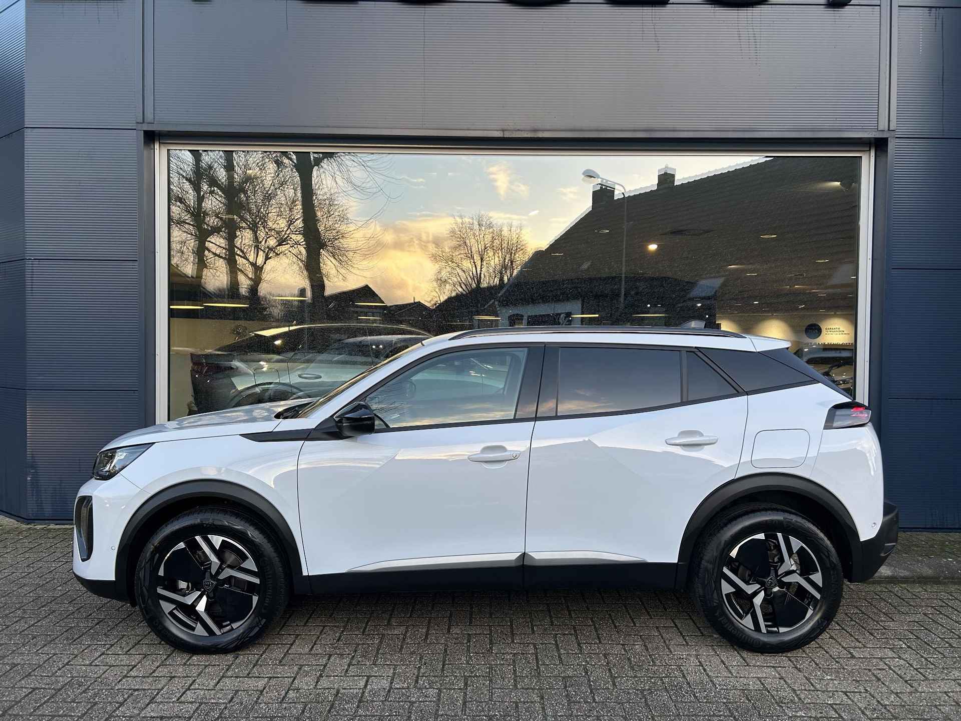 Peugeot 2008 1.2 Hybrid 136 Allure | Nieuw Model 2024! | Hybride Elektrisch rijden met Automaat | Navigatie via Telefoon | Parkeercamera | 360 graden Camera | Stoelverwarming | LED Verlichting | Apple Carplay/Android Auto | Lichtmetalen Velgen | Cruise & Climate Control | - 42/55