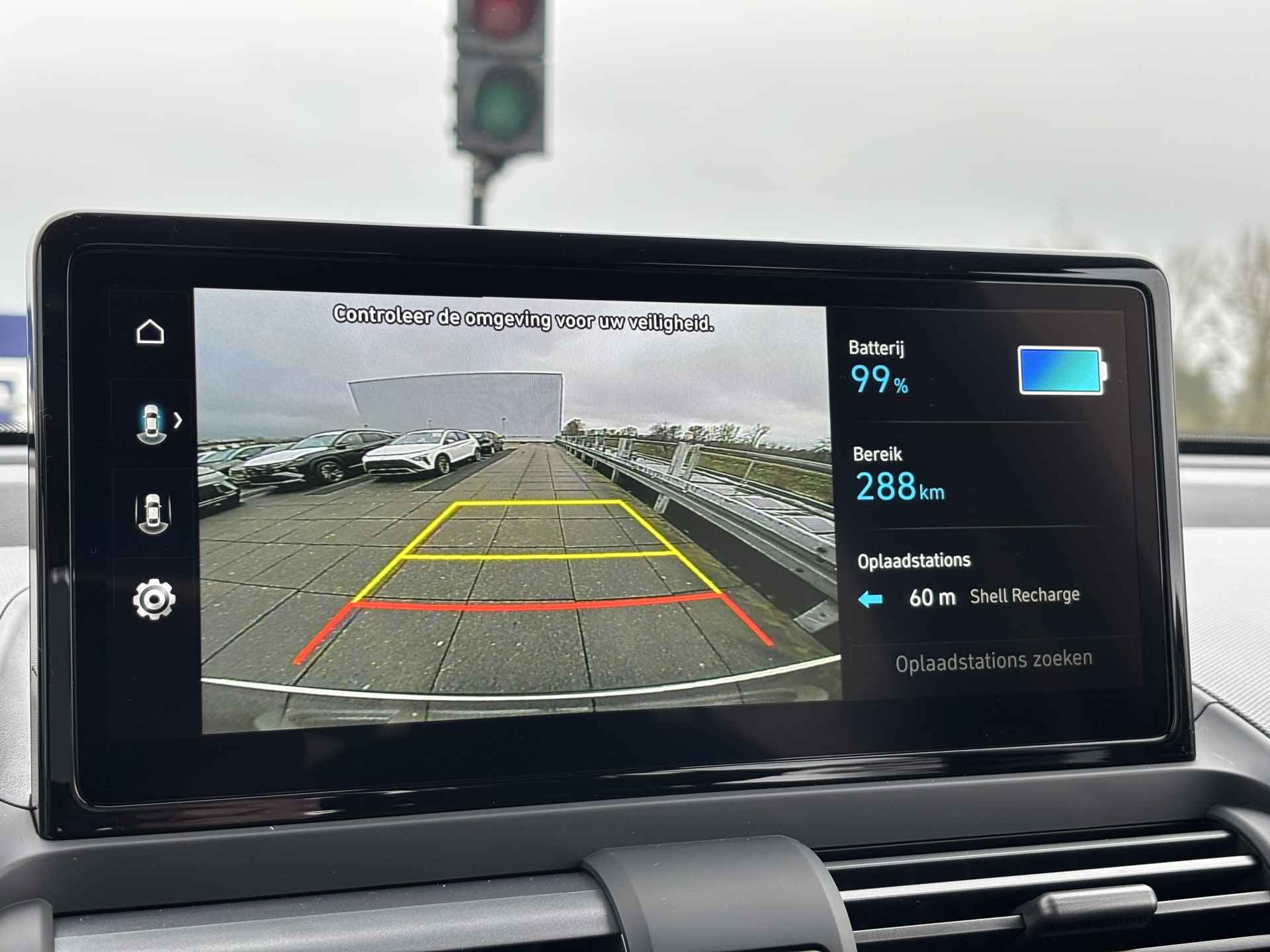 Hyundai Inster E-Motion 42 kWh NIEUW UIT VOORRAAD LEVERBAAR! | NAVIGATIE | PARKEERCAMERA - 8/30