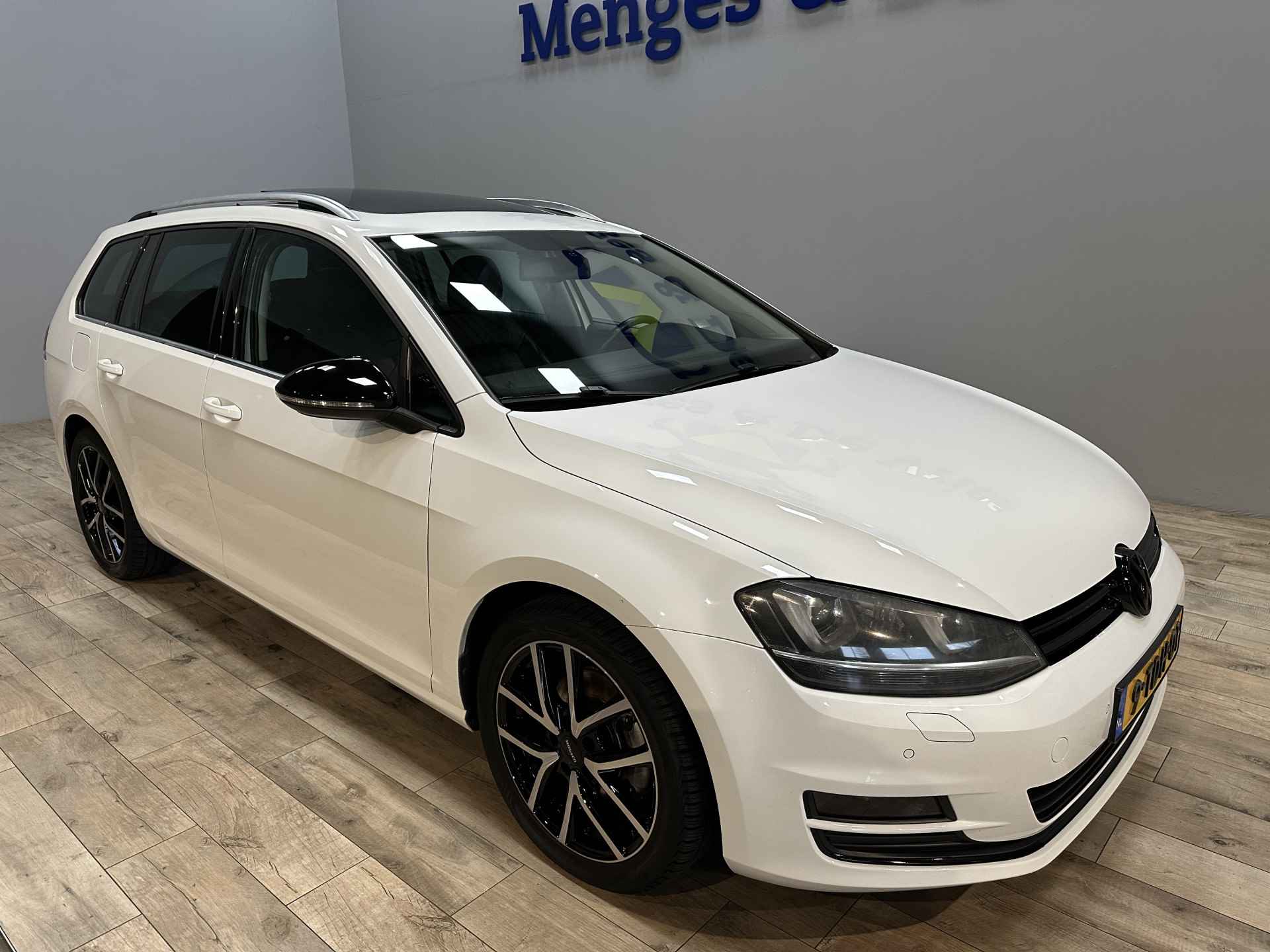 Volkswagen GOLF Variant 1.4 TSI Highline | NAP | Xenon | Airco ECC | Leder | Panoramadak | Stoelverwarming | Ergo Active - 6/59