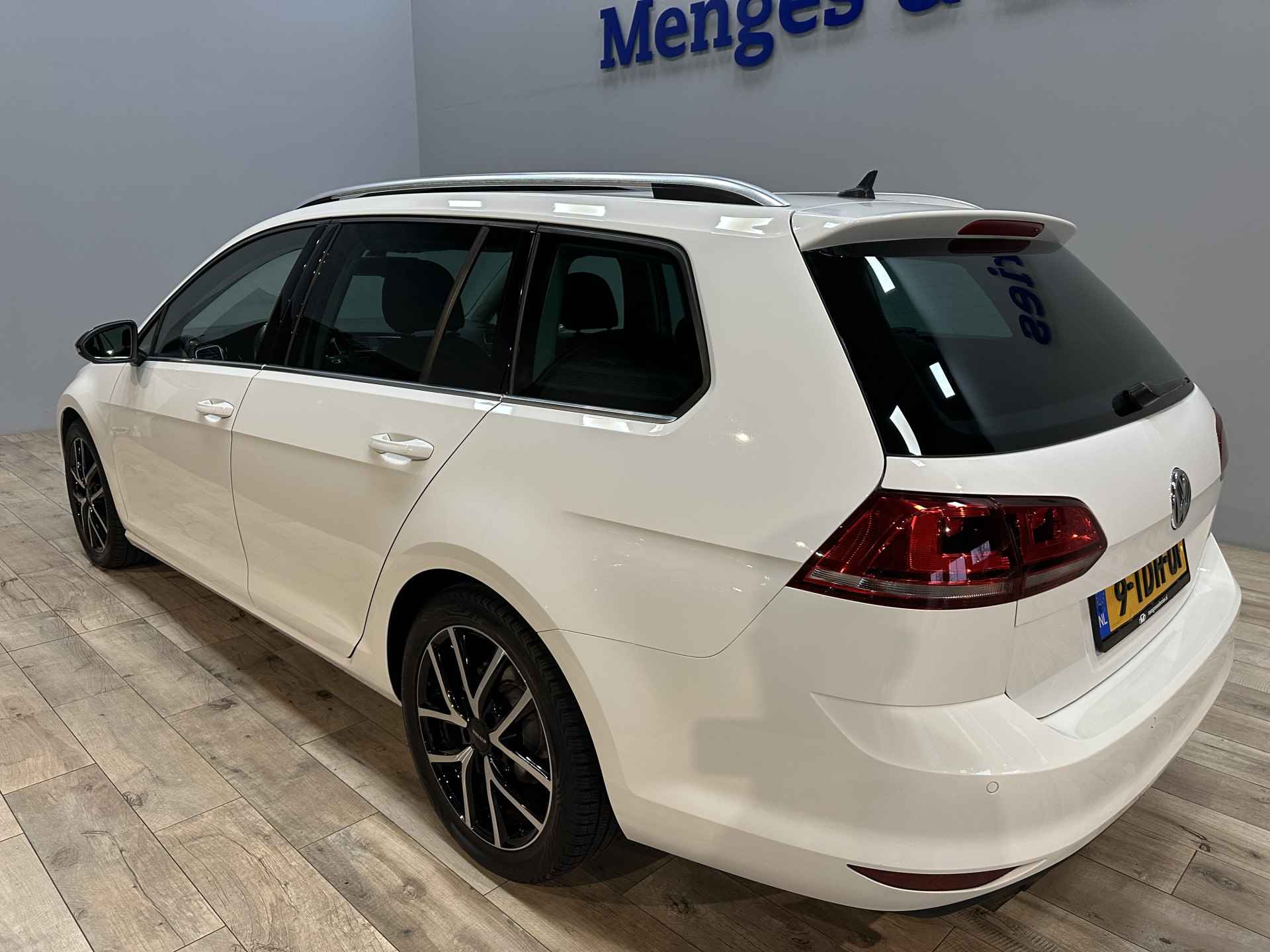 Volkswagen GOLF Variant 1.4 TSI Highline | NAP | Xenon | Airco ECC | Leder | Panoramadak | Stoelverwarming | Ergo Active - 17/59