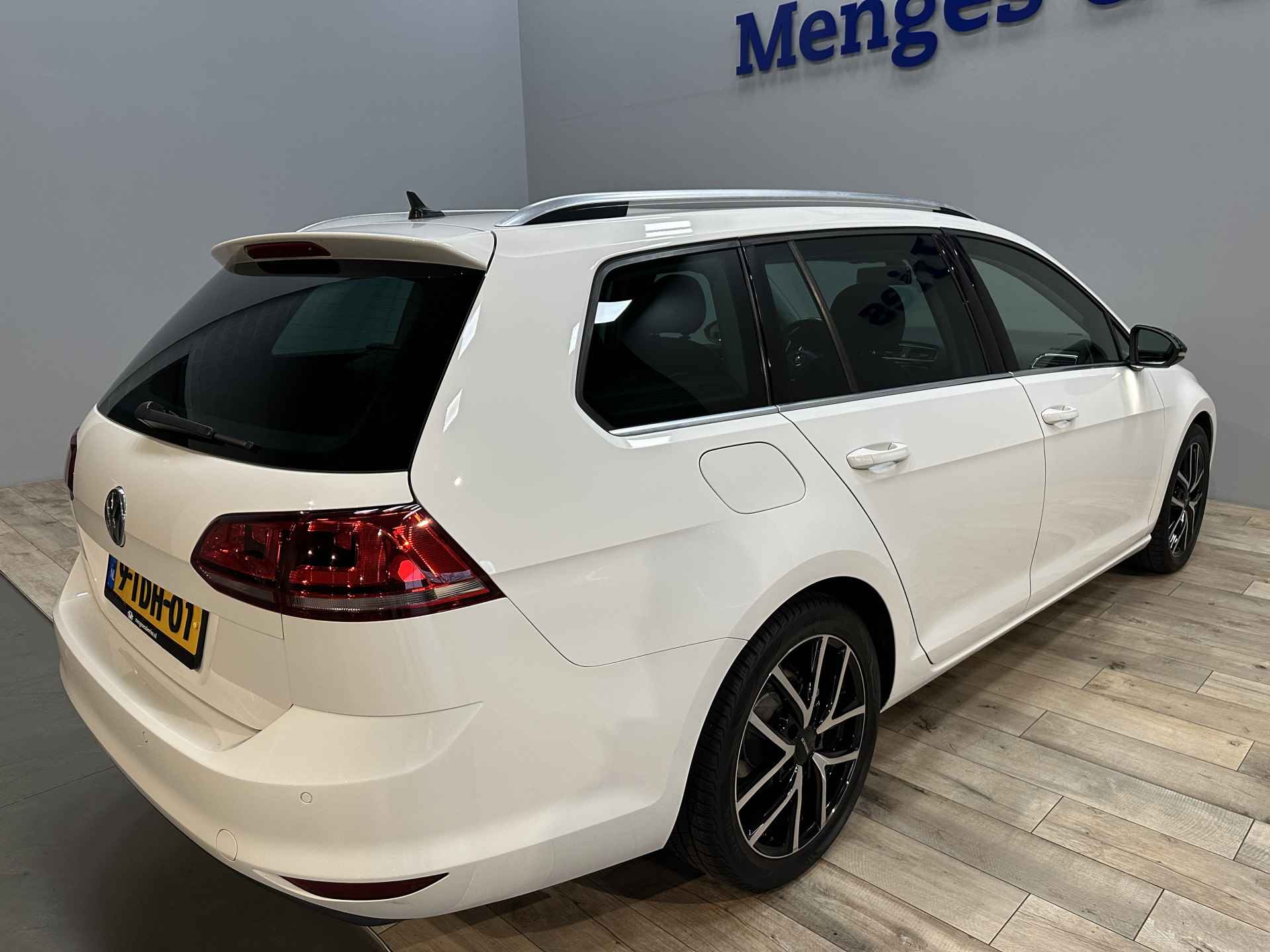 Volkswagen GOLF Variant 1.4 TSI Highline | NAP | Xenon | Airco ECC | Leder | Panoramadak | Stoelverwarming | Ergo Active - 24/59