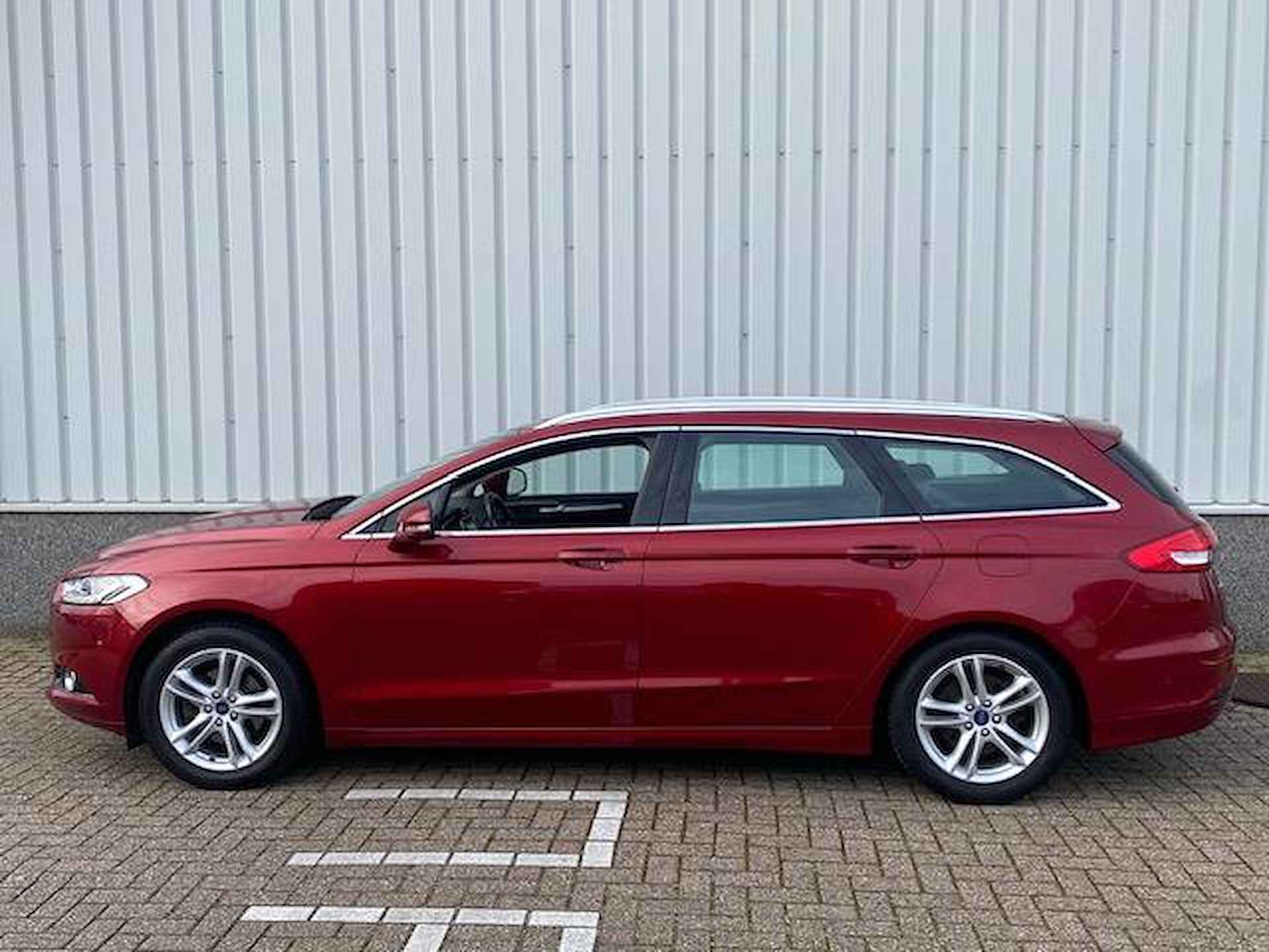 Ford Mondeo Wagon 1.5 Titanium - 17/34