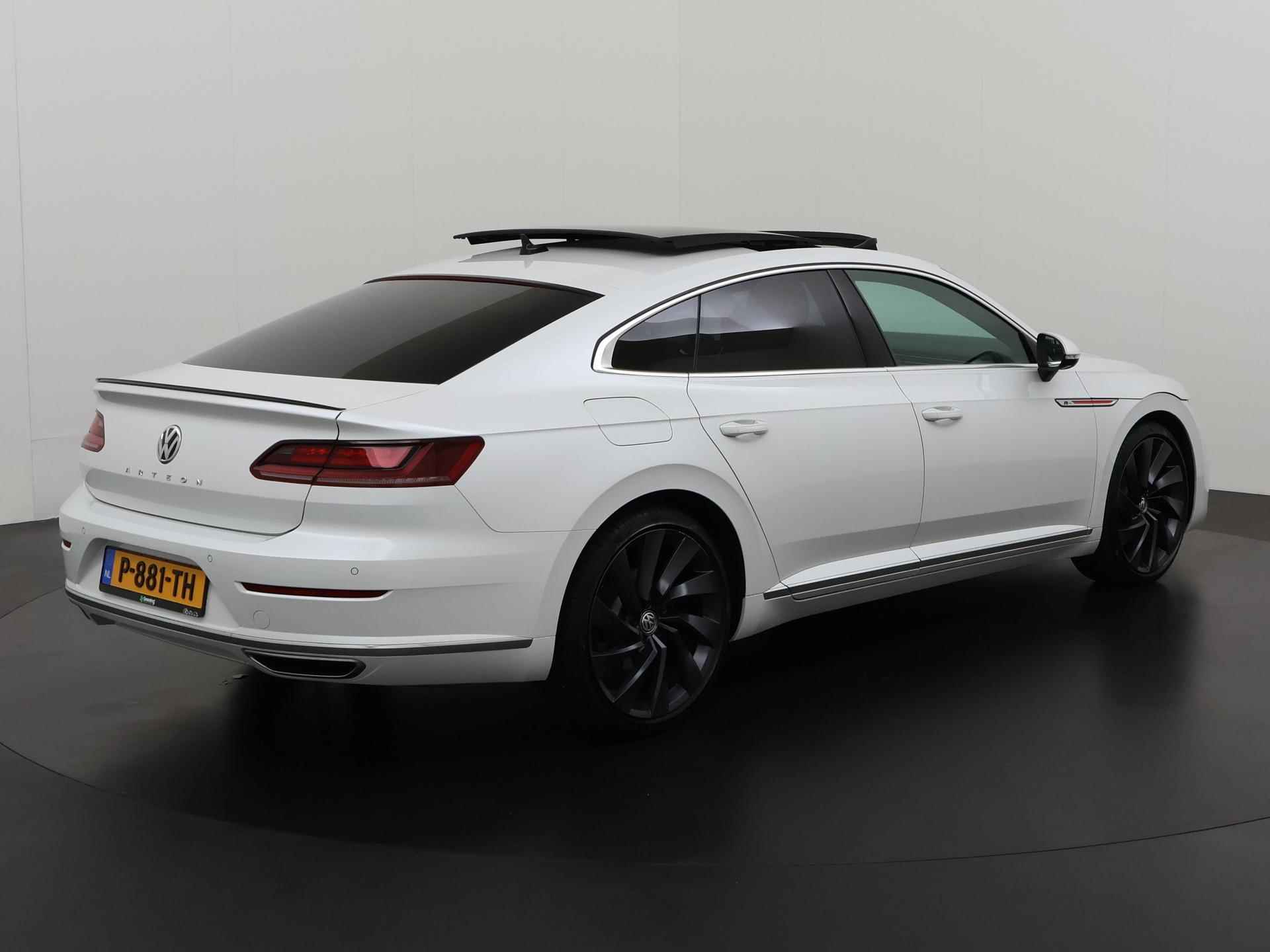 Volkswagen Arteon 2.0 TSI R Line | Panoramadak | Stoelmassage | 360 Camera | 20" | Zondag Open! - 4/43