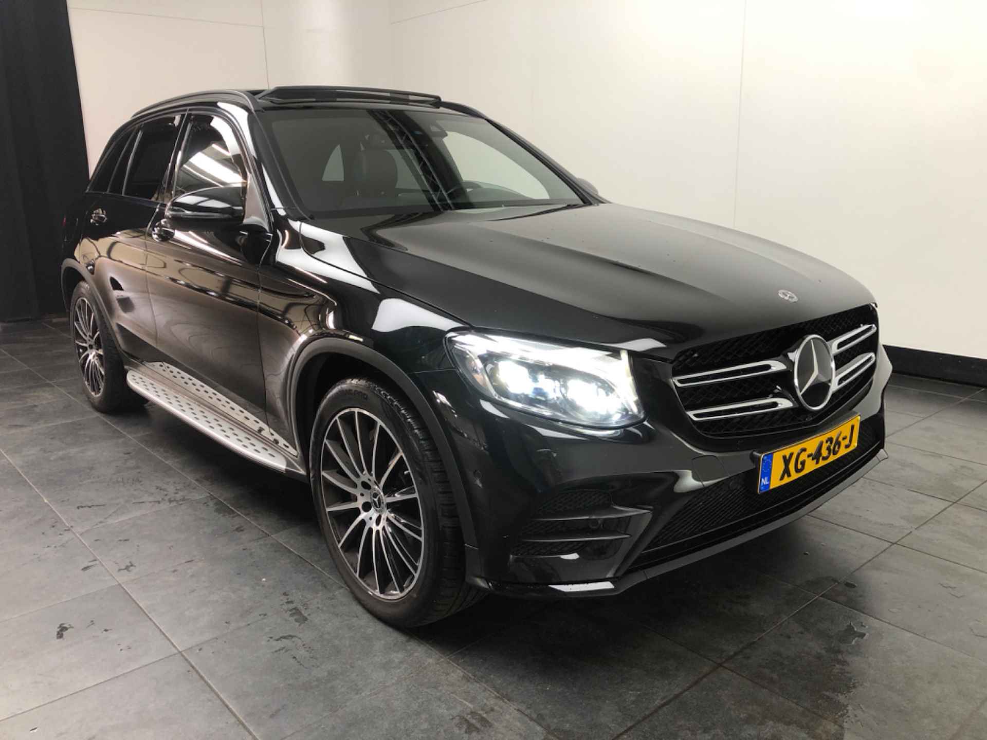 Mercedes-Benz GLC 250 4MATIC AMG Premium | Pano | Adaptive | Trekhaak | 19"LMV | Camera | Dodehoek | - 7/8