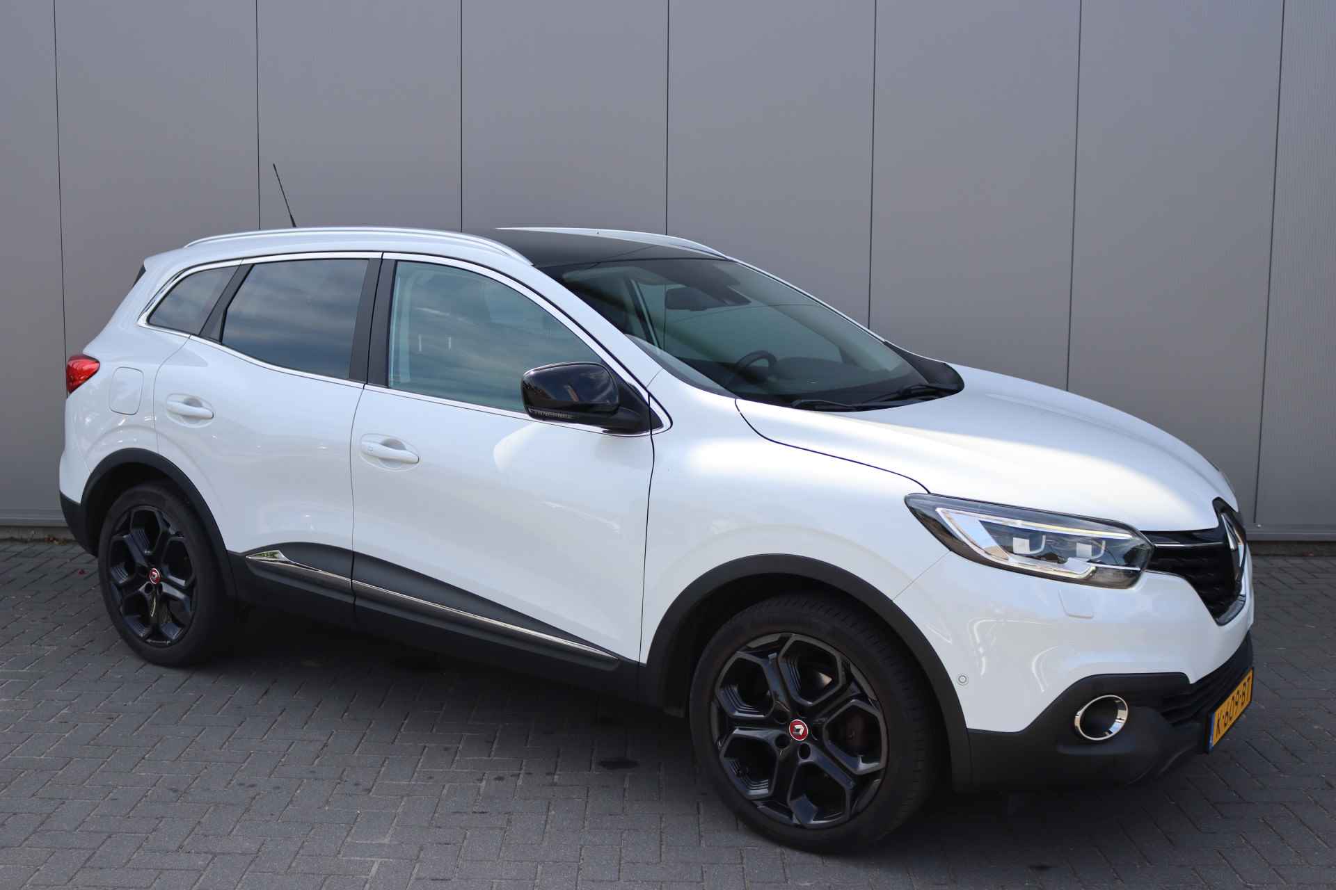 Renault Kadjar 1.2 TCe 130PK Automaat Bose Navigatie/Panoramadak/Camera/Winter-Pack - 2/34