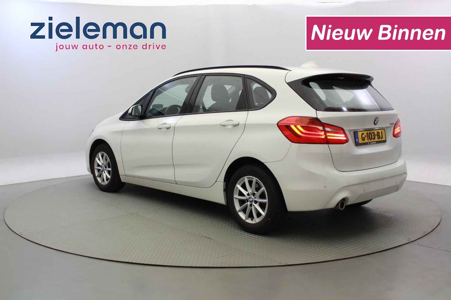 BMW 2-serie Active Tourer 218i Executive Edition Automaat - 3/28