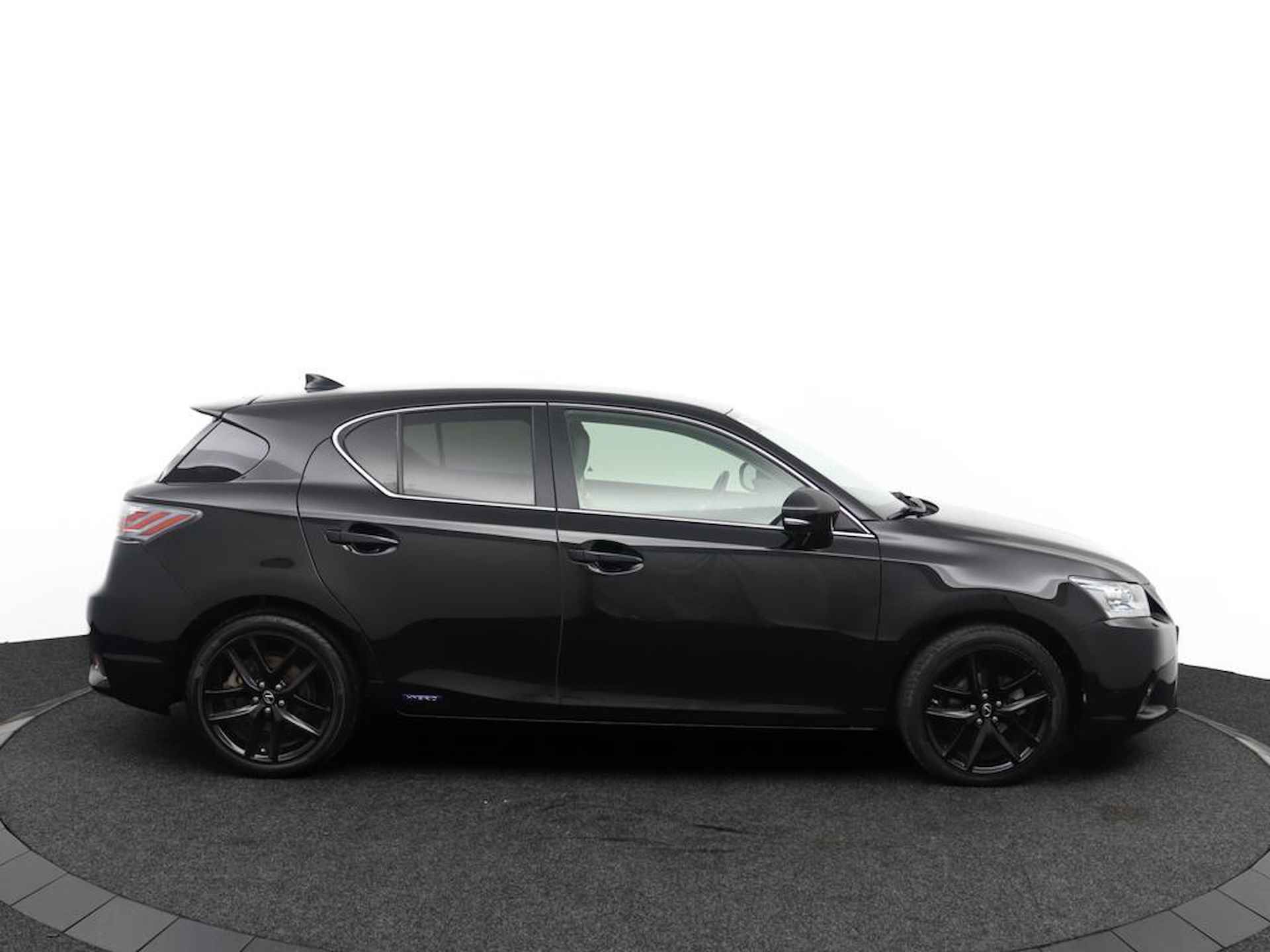 Lexus CT 200h Sport Edition | 17 Inch Lichtmetalen velgen | Stoelverwarming | Dealeronderhouden - 13/45