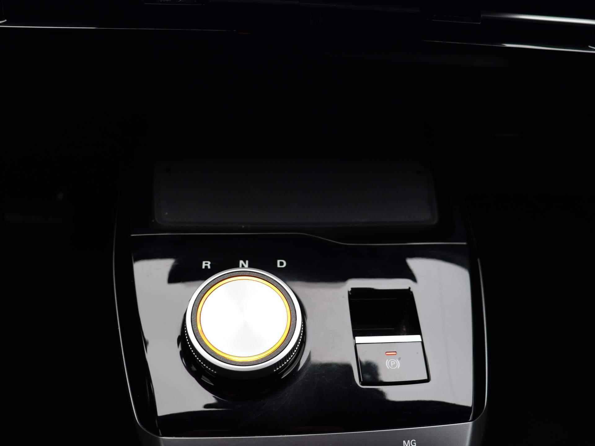 MG 4 Luxury 64 kWh | 1e-Eigenaar | Navi | Camera | Led Koplampen | Apple CarPlay | Keyless Entry & Go | - 11/27