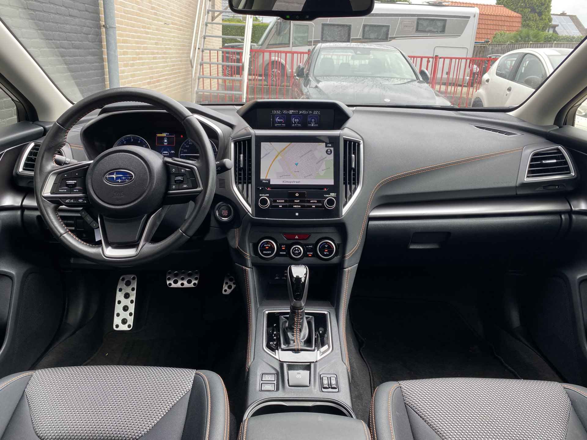Subaru XV 2.0i e-BOXER Luxury AWD AUT. | dealer onderhouden | navigatie | trekhaak | apple carplay | adaptieve cruise - 18/37