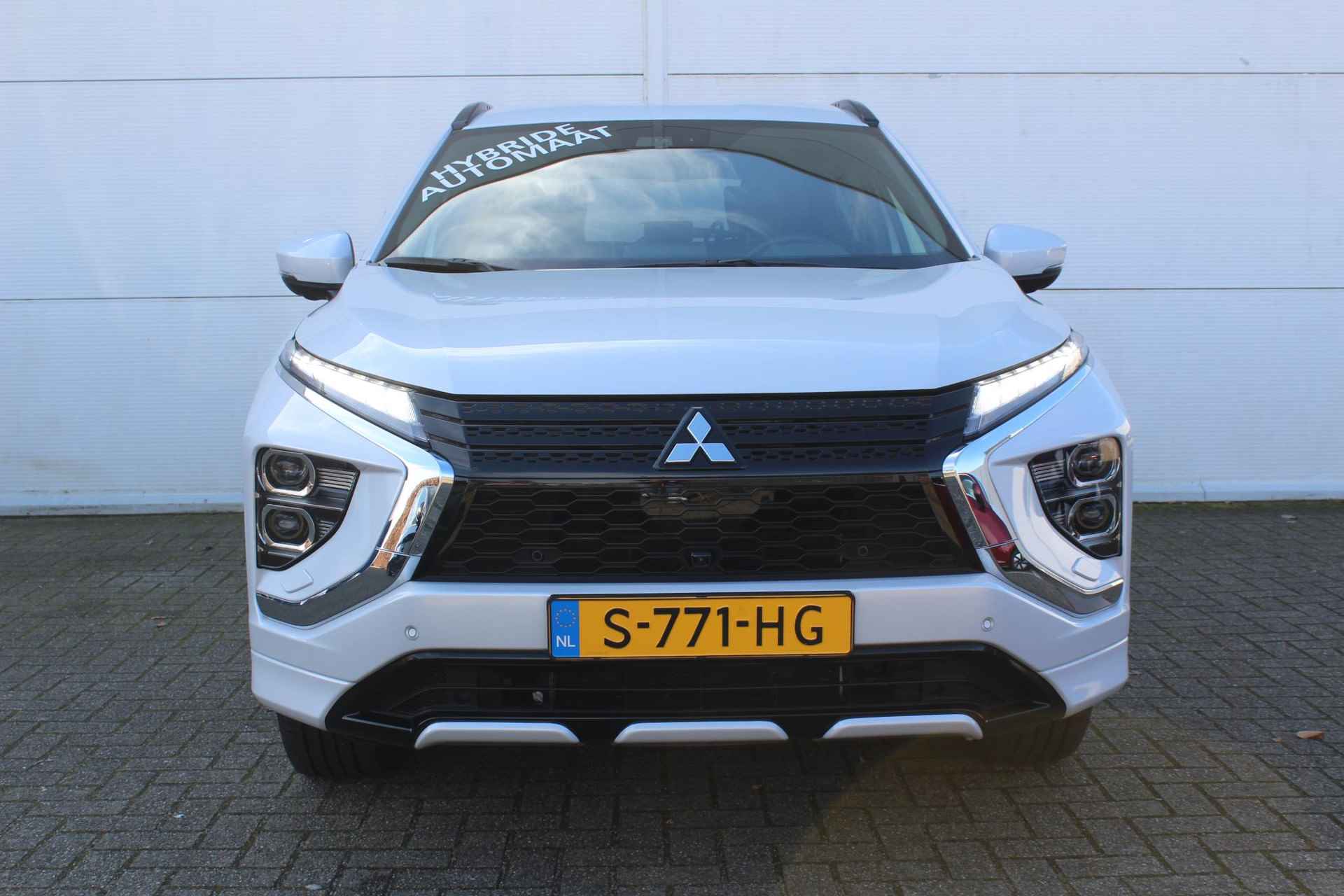 Mitsubishi Eclipse Cross 2.4 PHEV Executive / Navigatie + Apple Carplay/Android Auto / Cruise Control Adaptief / Climate Control / Achteruitrijcamera / Stoel- + Stuurverwarming / - 46/49