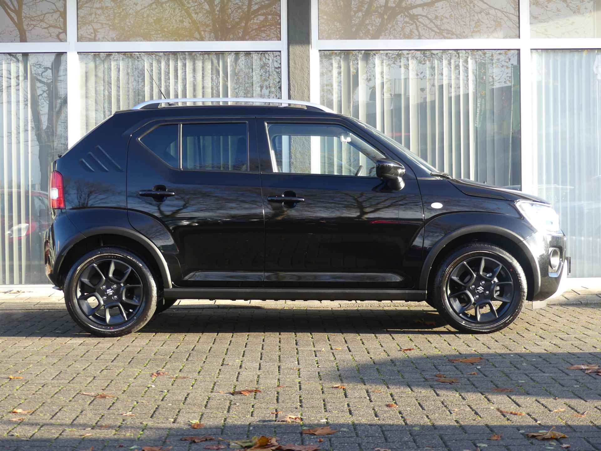 Suzuki Ignis 1.2 Smart Hybrid Select Automaat, Achteruitrijcamera, - 3/29