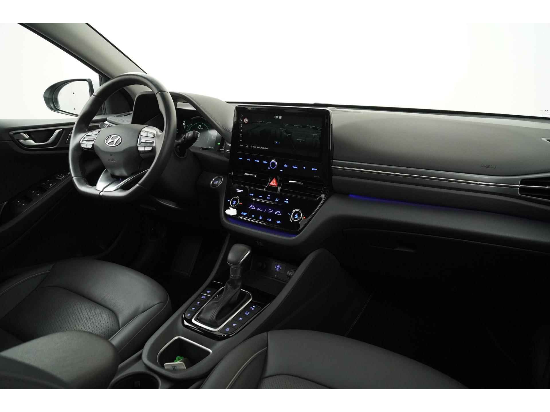 Hyundai IONIQ 1.6 GDi PHEV Premium Sky | Schuifdak | Plug-In | Zondag Open! - 2/50