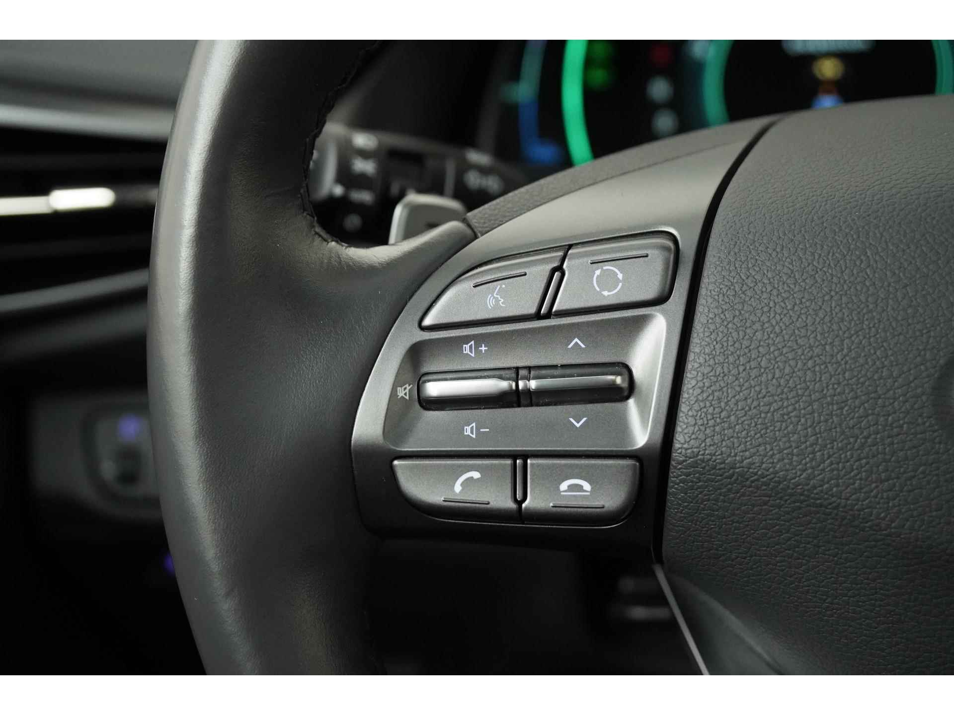 Hyundai IONIQ 1.6 GDi PHEV Premium Sky | Schuifdak | Plug-In | Zondag Open! - 8/50