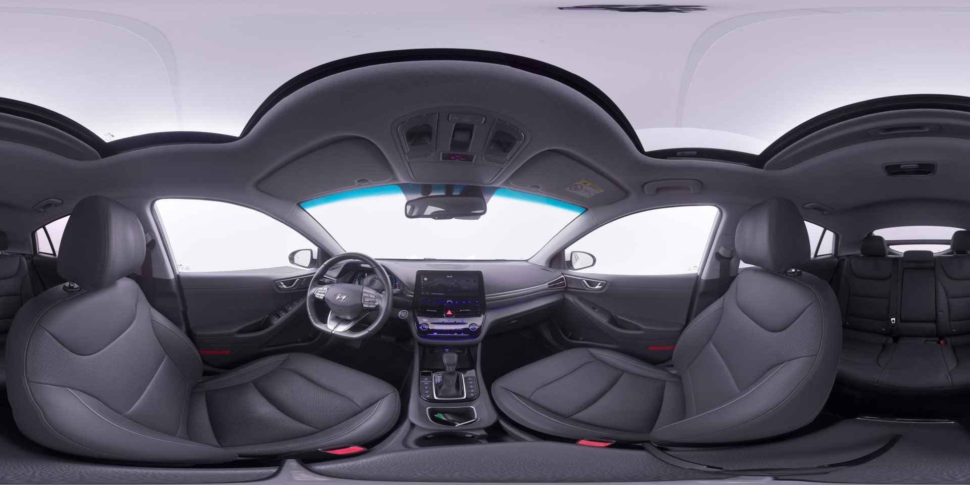 Hyundai IONIQ 1.6 GDi PHEV Premium Sky | Schuifdak | Plug-In | Zondag Open! - 50/50