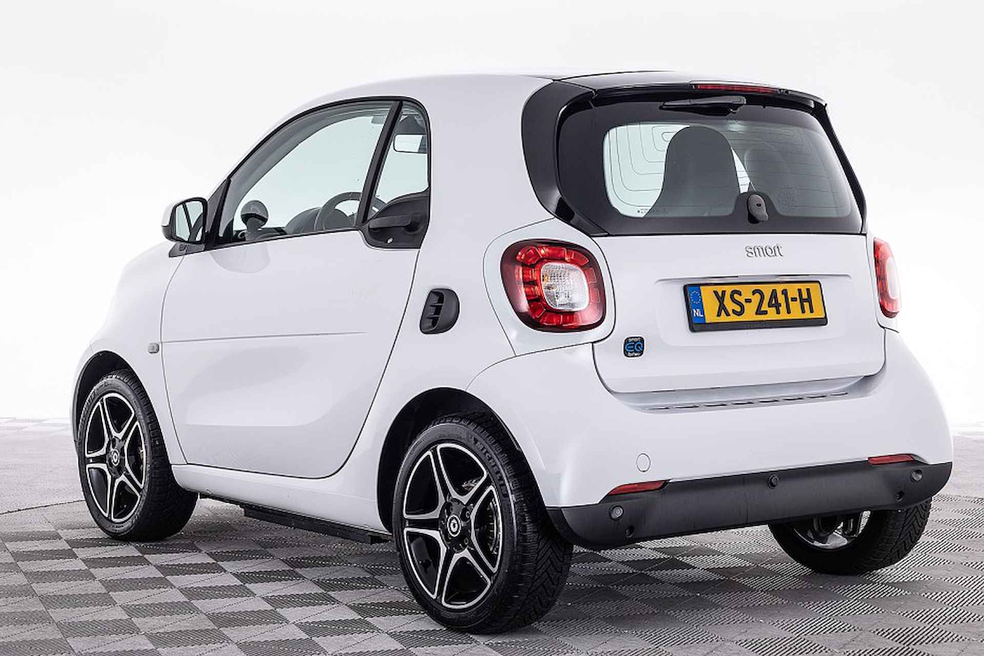 Smart Fortwo EQ Business Solution 18 kWh | LEDER ✅ 1e Eigenaar . - 2/32