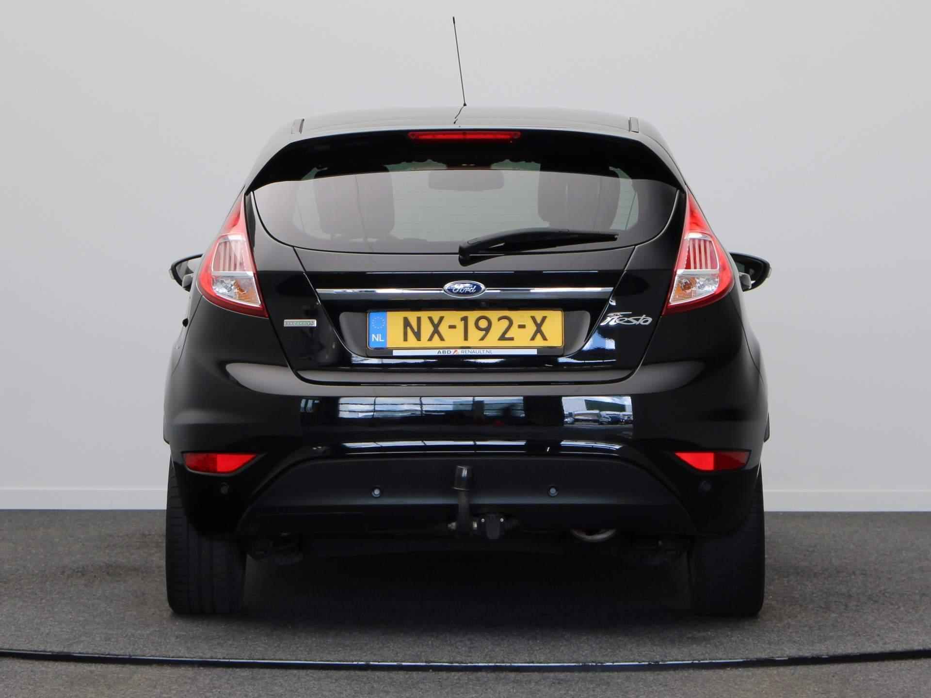 Ford Fiesta 1.0 EcoBoost 100pk Titanium | Stoelverwarming | Achteruitrijcamera | Automaat | Trekhaak | Parkeersensoren | - 7/41