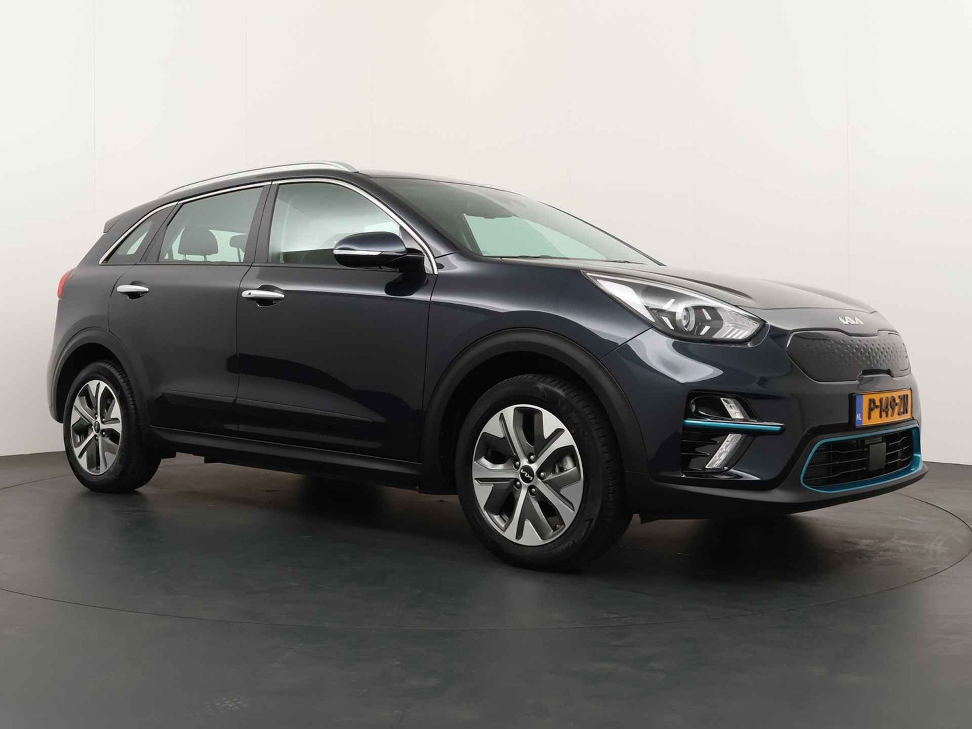 Kia e-Niro DynamicLine 64 kWh *€2000 Subsidie beschikbaar* - Navigatie - Adaptief Cruise Control - Climate Control - Keyless Entry - Apple/Android Carplay - Fabrieksgarantie Tot 2029 - 10/50