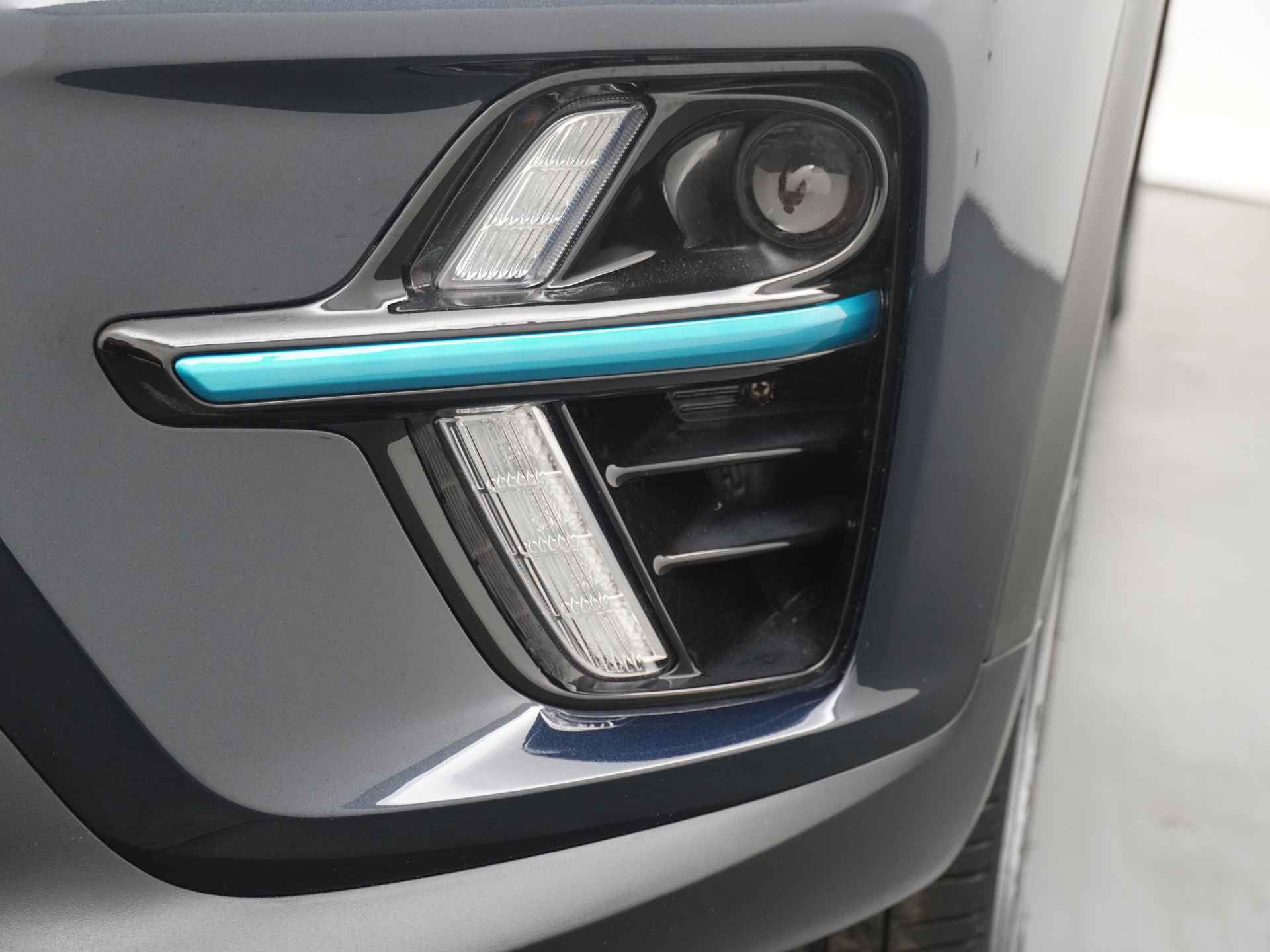 Kia e-Niro DynamicLine 64 kWh *€2000 Subsidie beschikbaar* - Navigatie - Adaptief Cruise Control - Climate Control - Keyless Entry - Apple/Android Carplay - Fabrieksgarantie Tot 2029 - 13/50