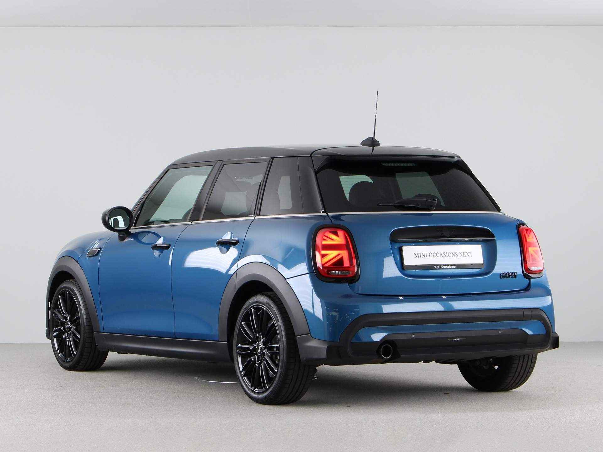 MINI 5-deurs Cooper Camden Edition Aut. - 11/22