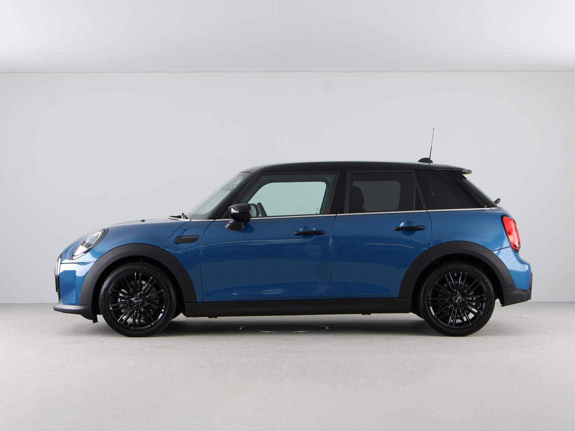 MINI 5-deurs Cooper Camden Edition Aut. - 12/22