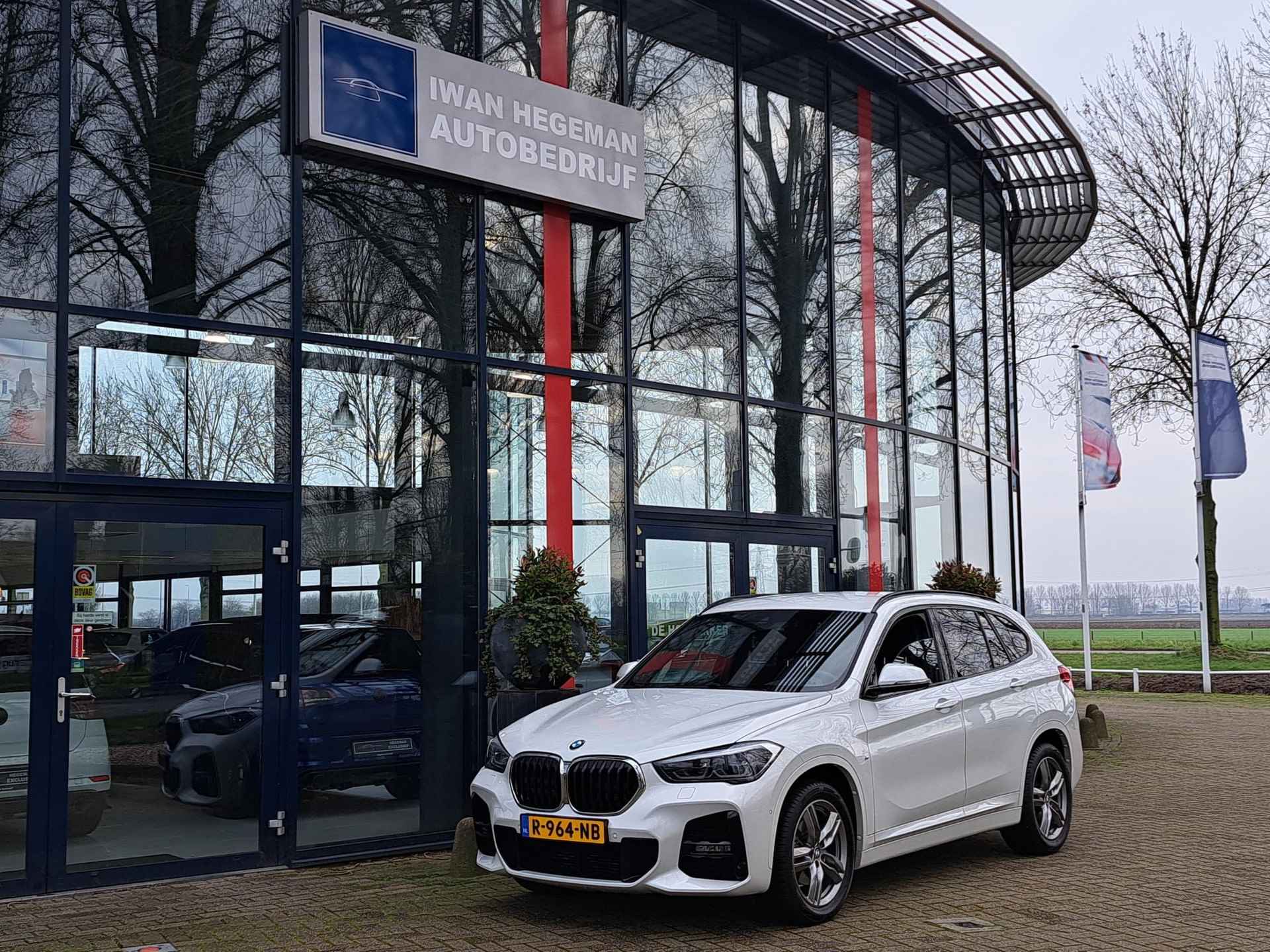 BMW X1 sDrive18i M AUTOMAAT | Navi | ECC | PDC + Camera | Cruise Control | LM Velgen - 3/28