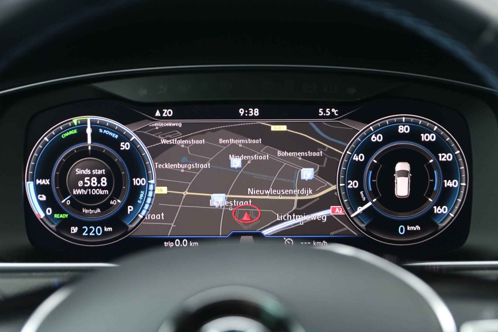 Volkswagen e-Golf 136pk E-DITION | Navigatie | Verwarmbare Voorruit | Active Info Display - 20/46