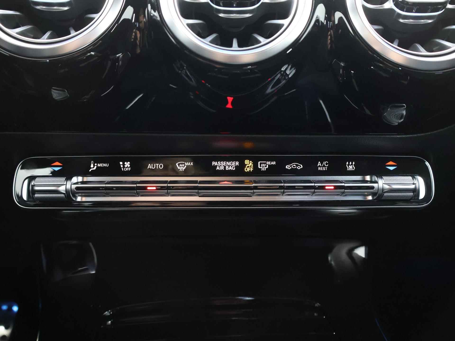 Mercedes-Benz A-klasse Limousine 250e AMG NIGHT | Keyless Entry | Sfeerverlichting | Stoelverwarming | Achteruitrijcamera | DAB+ Radio | - 34/50