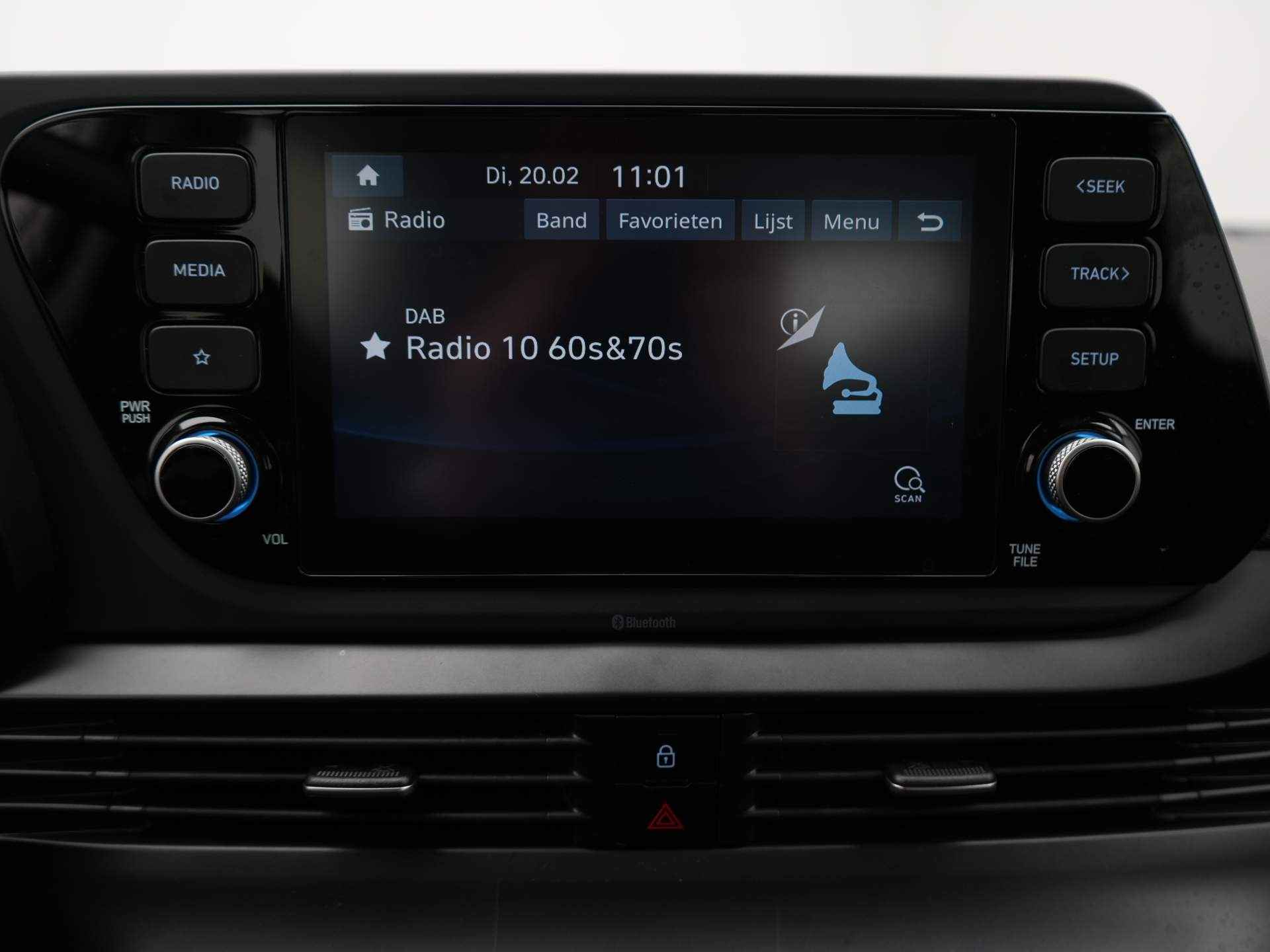 Hyundai i20 1.0 T-GDI Comfort AUTOMAAT | Apple Carplay + Android Auto | Achteruitrijcamera | Cruise Control | Rijklaarprijs! - 20/36