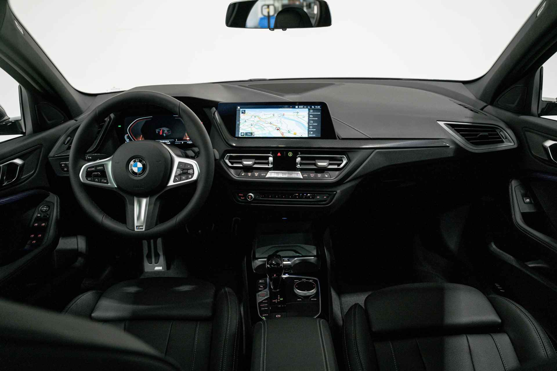 BMW 1 Serie 5-deurs 118i M Sportpakket Pro Aut. - 3/35