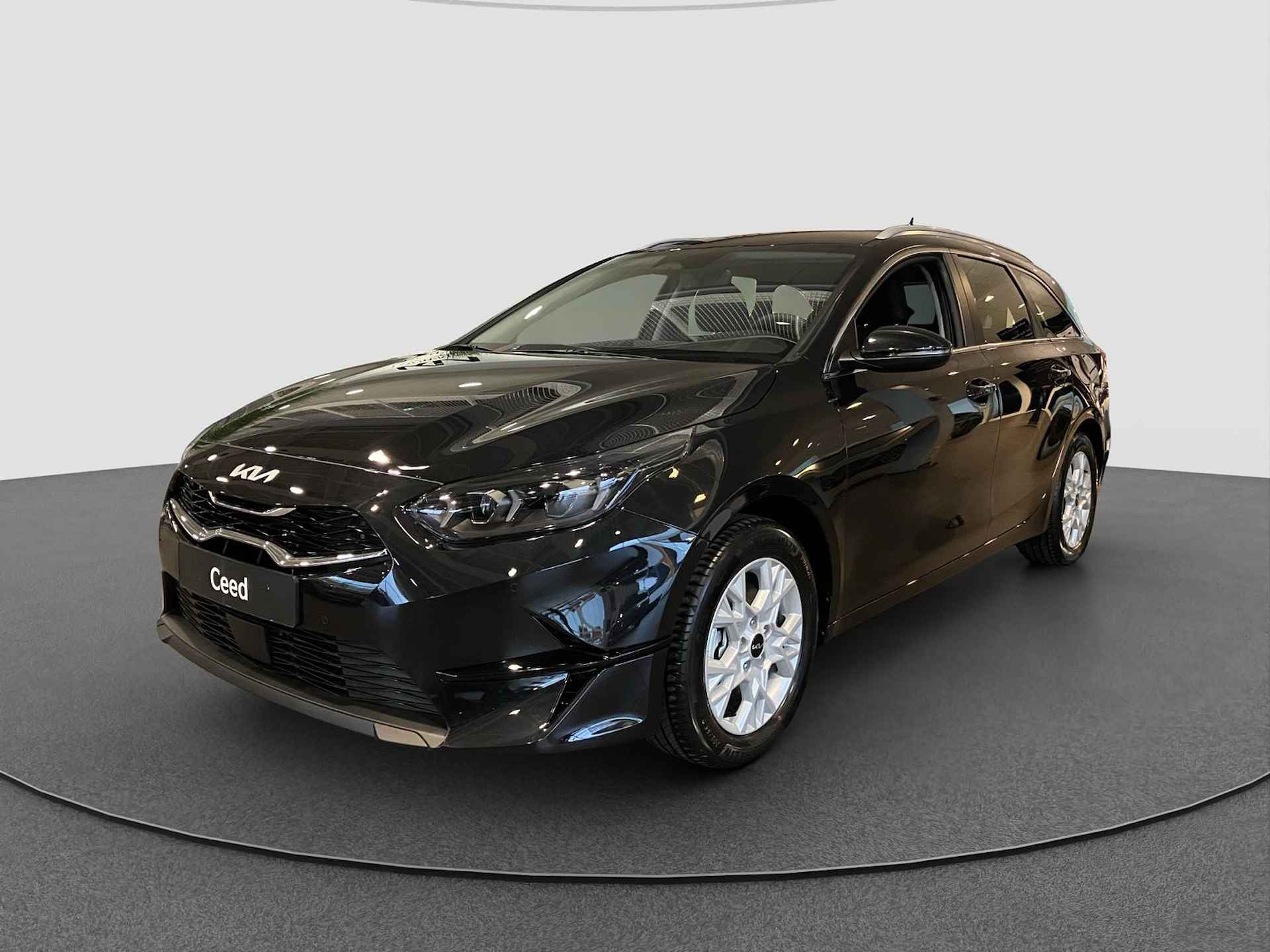 Kia Ceed Sportswagon 1.5 T-GDi DynamicLine ** NIEUWE AUTO ** | TREKHAAK | NAVIGATIE | LICHTMETALEN VELGEN | - 3/18