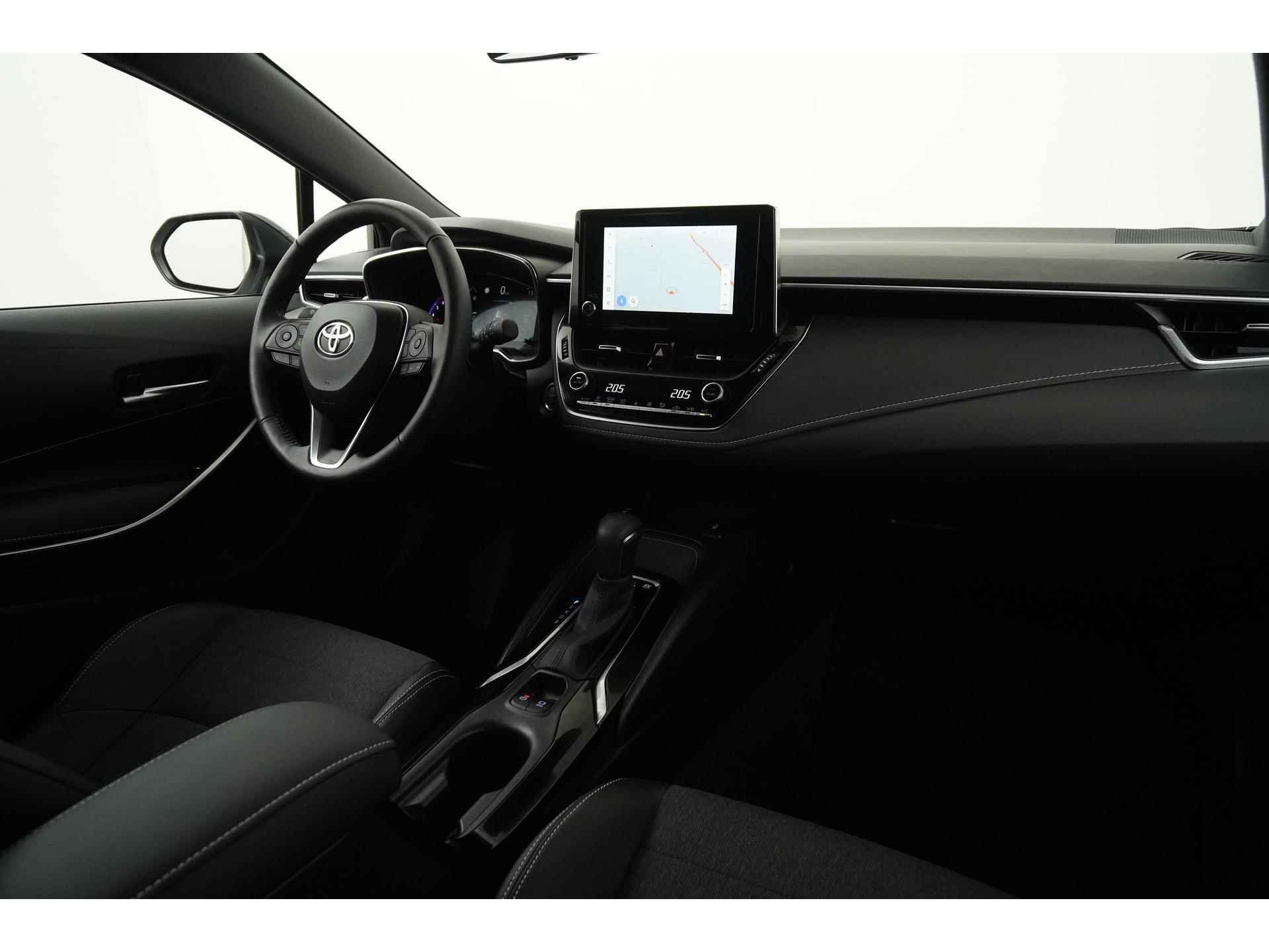 Toyota Corolla Touring Sports 1.8 Hybrid Executive Bi-Tone | Camera | Elek klep | Carplay |  Zondag Open! - 2/43