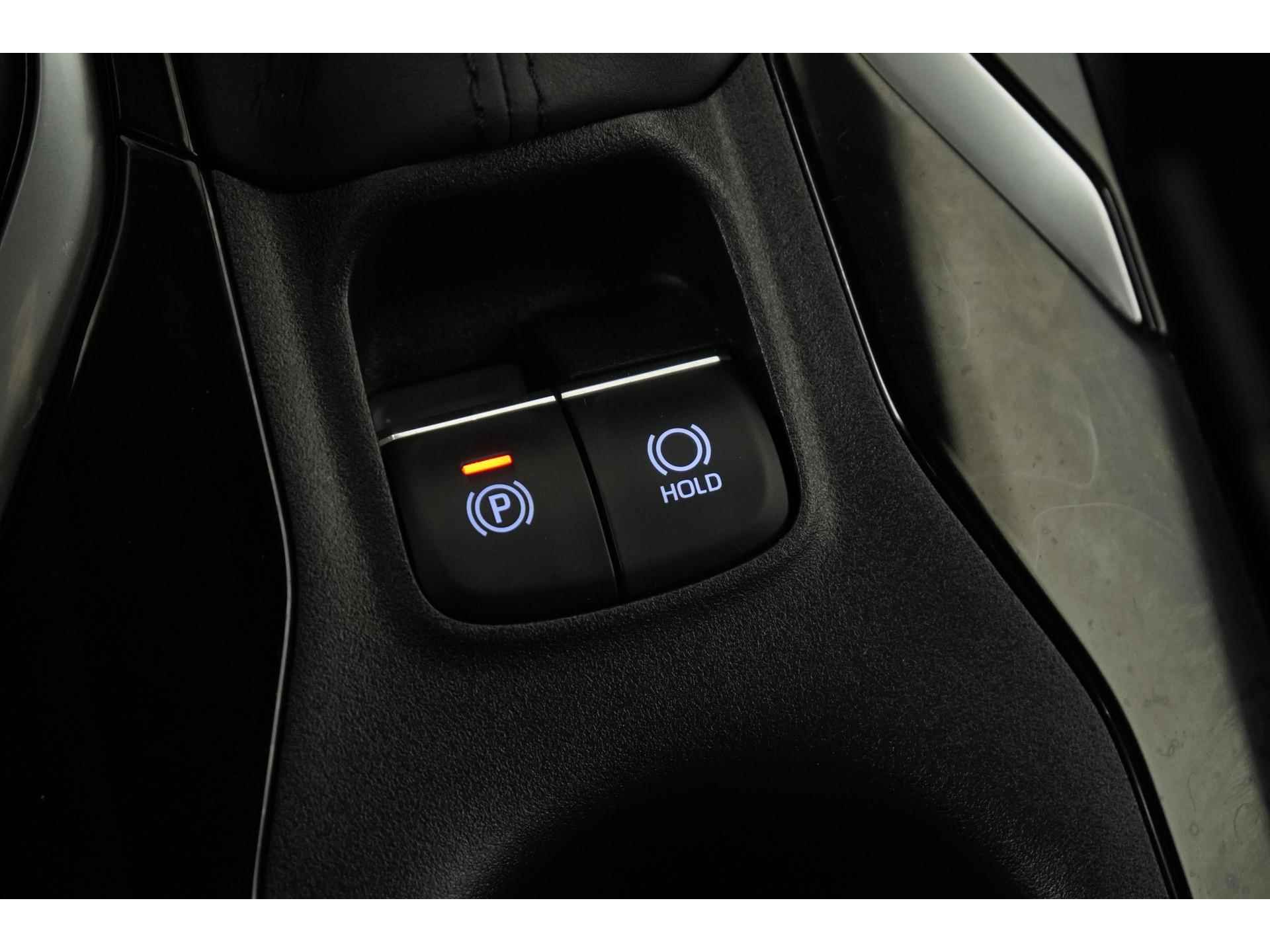 Toyota Corolla Touring Sports 1.8 Hybrid Executive Bi-Tone | Head-up | Camera | Elek klep | Carplay |  Zondag Open! - 13/43