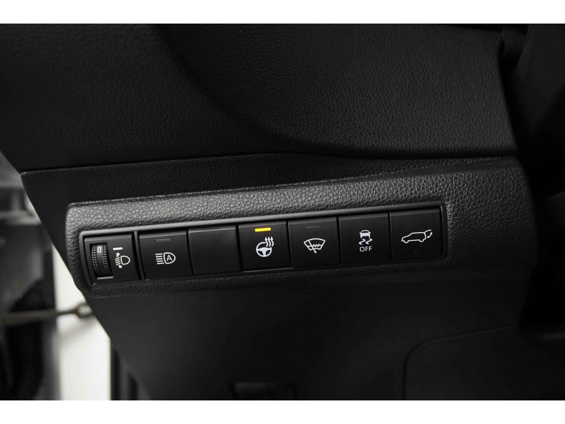 Toyota Corolla Touring Sports 1.8 Hybrid Executive Bi-Tone | Camera | Elek klep | Carplay |  Zondag Open! - 38/43