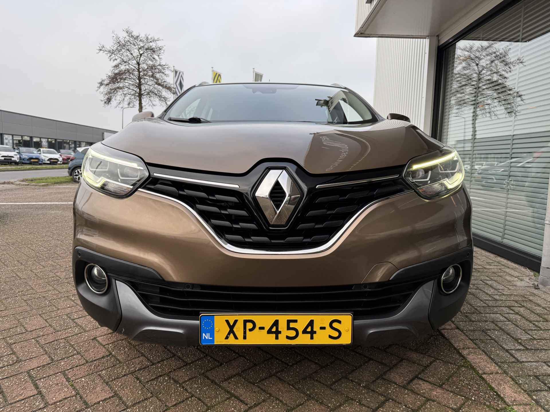 Renault Kadjar Extase Tce 130 | trekhaak wegklapbaar | lederen bekleding | Easy Park Assist | tijdelijk gratis Top Afleverpakket twv Eur 695 - 3/58