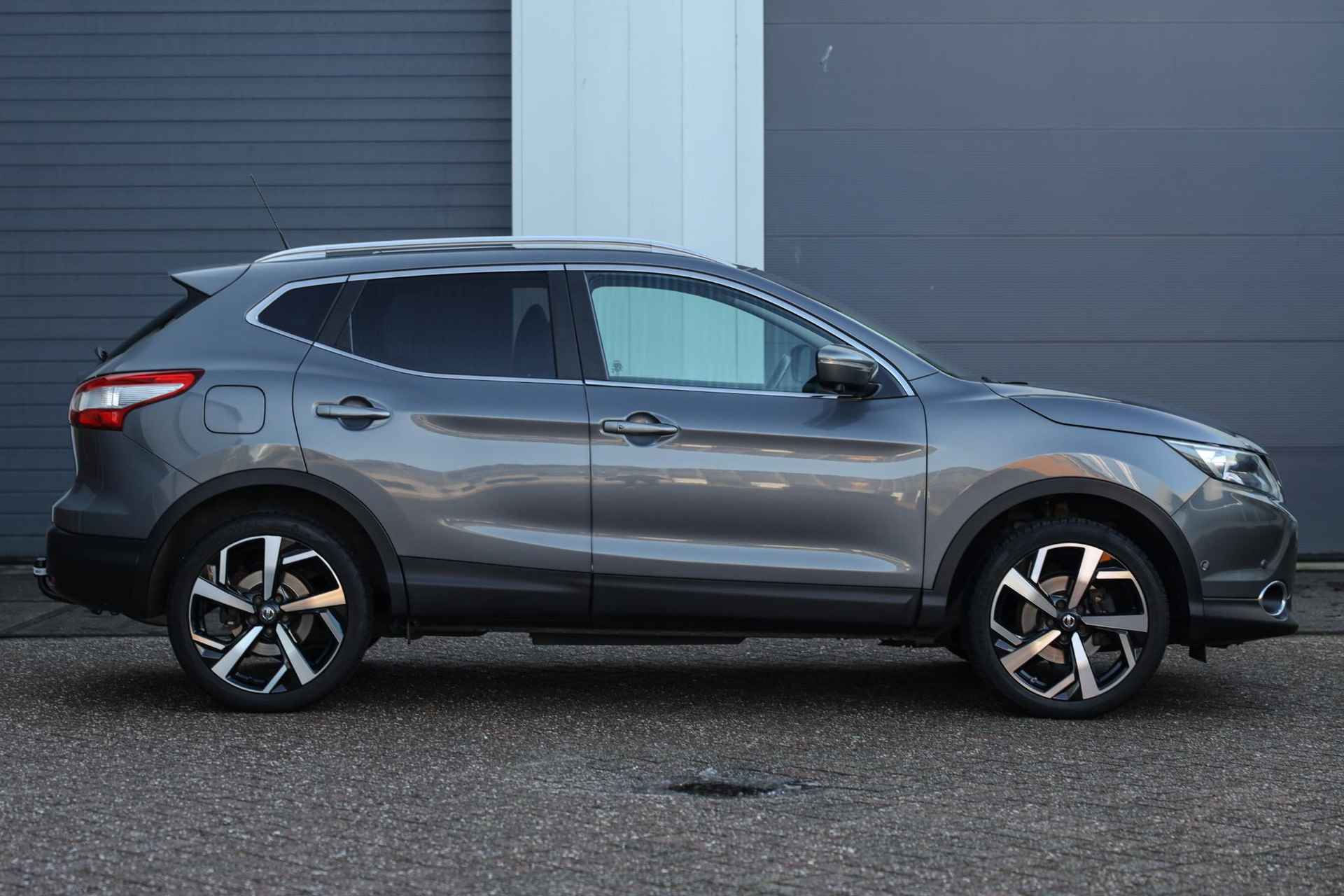 Nissan Qashqai 1.2 Tekna ✅ Pano ✅ Leder ✅ 19-inch - 4/33