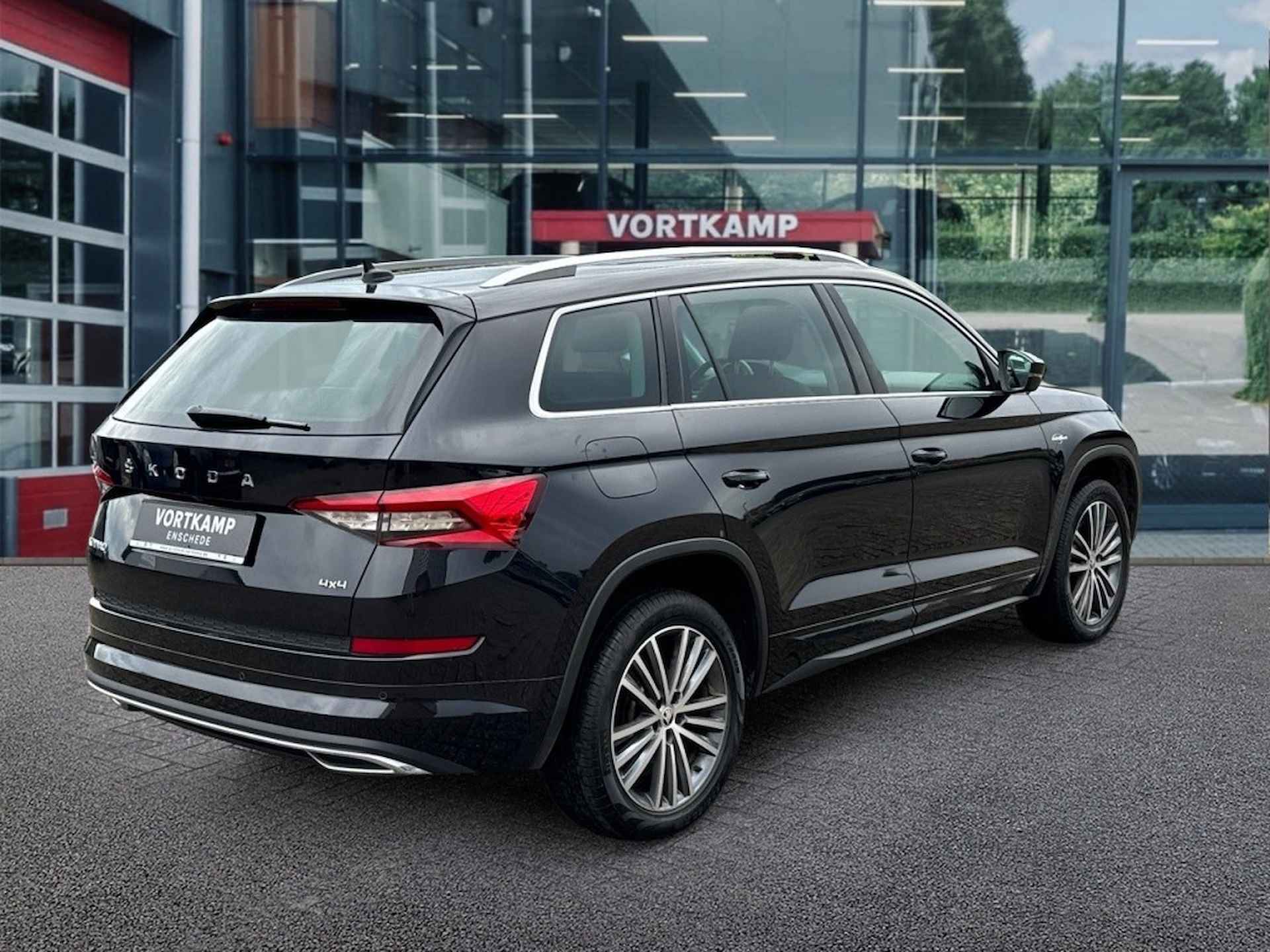 SKODA Kodiaq 2.0 TDI DSG L&amp;K 4X4 PANO-DAK/CAMERA/TREKHAAK/LEDER/NAVI/MEMORY - 5/25