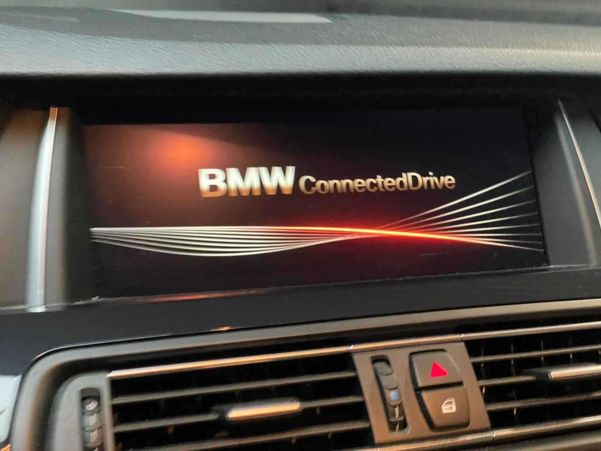 BMW 5-serie 520i Executive/key-less/navi professional/nap/Dealer onderhouden - 22/30