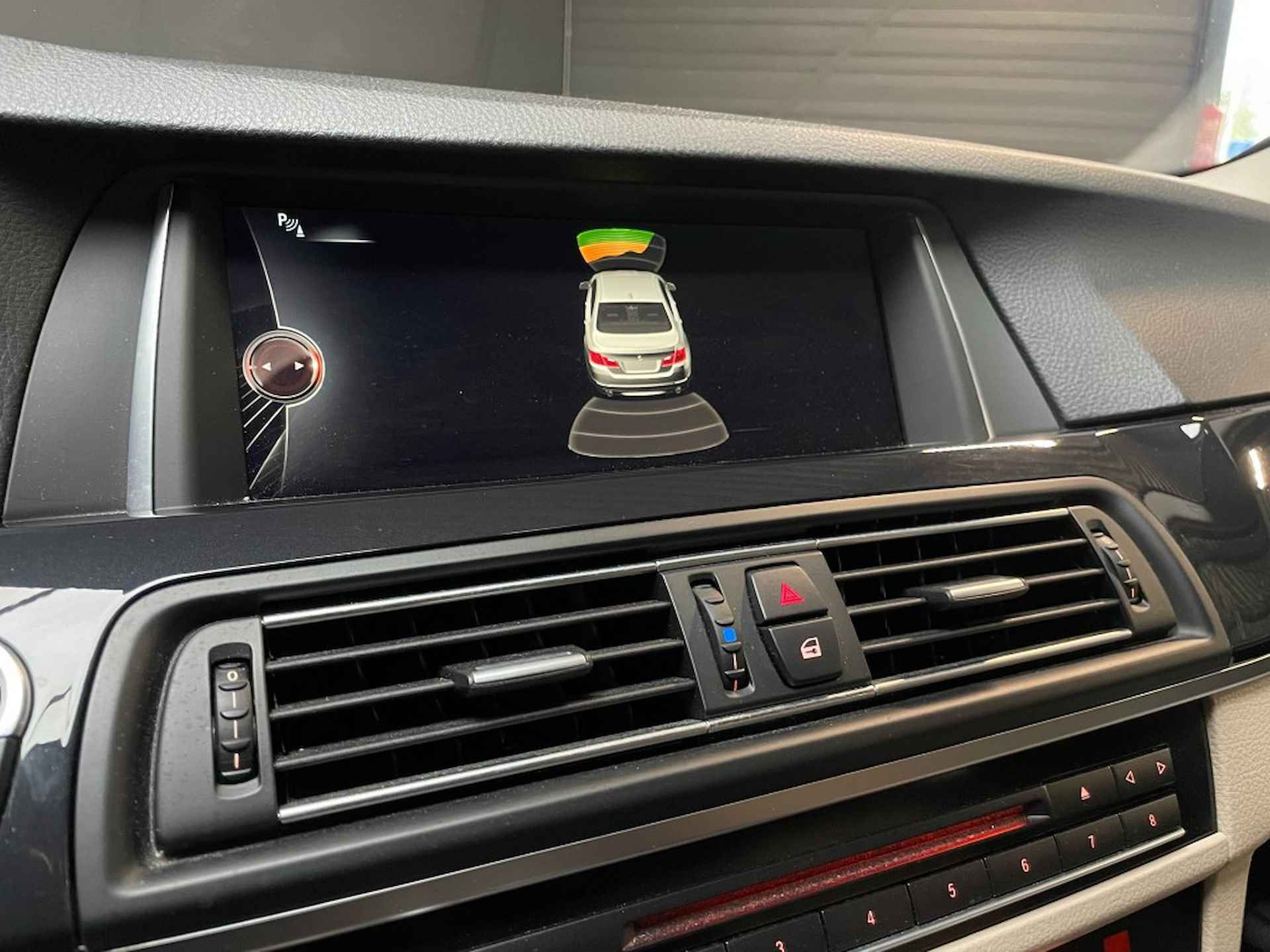 BMW 5-serie 520i Executive/key-less/navi professional/nap/Dealer onderhouden - 23/30