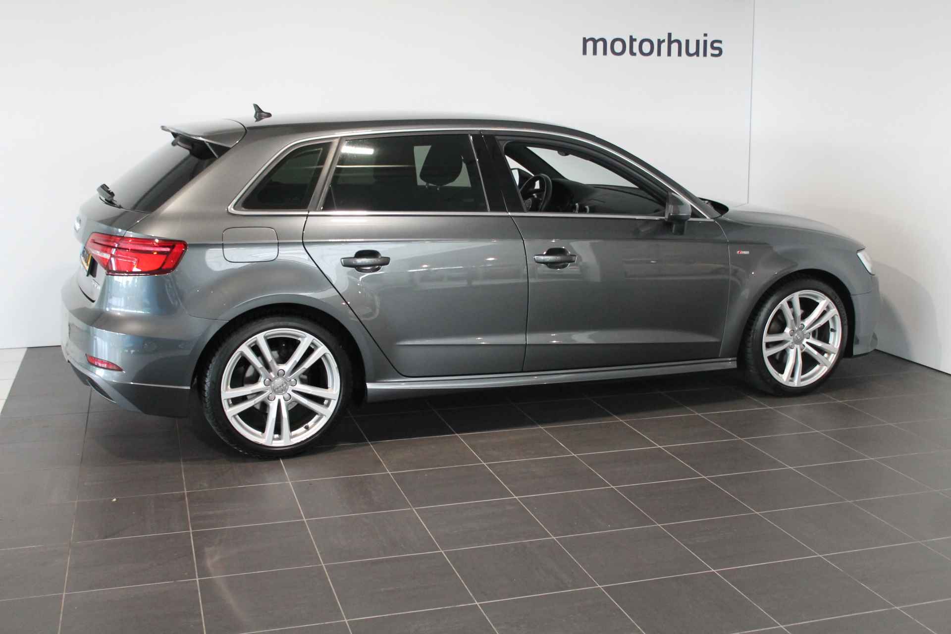 Audi A3 Sportback 30 TFSI 116PK S-LINE EDITION 5DRS FULL LED NAVI PDC NAP - 5/19