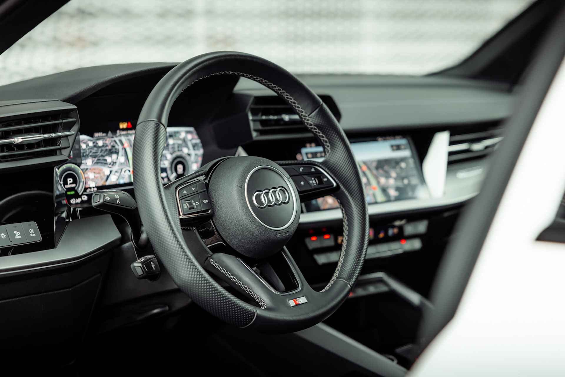Audi A3 Sportback 40 TFSI e 204pk s-tronic S Line | Comfortsleutel | Stoelverwarming | Optiek zwart | Privacy glass | 18' LM velgen - 21/34