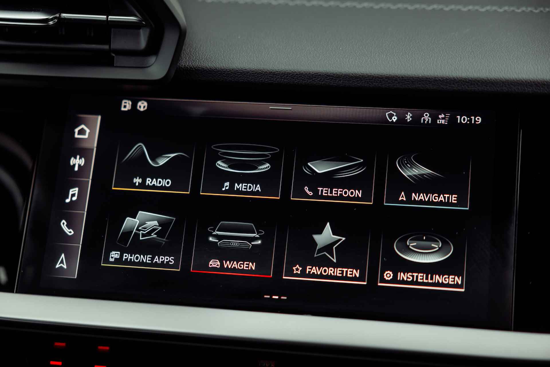 Audi A3 Sportback 40 TFSI e 204pk s-tronic S Line | Comfortsleutel | Stoelverwarming | Optiek zwart | Privacy glass | 18' LM velgen - 32/34
