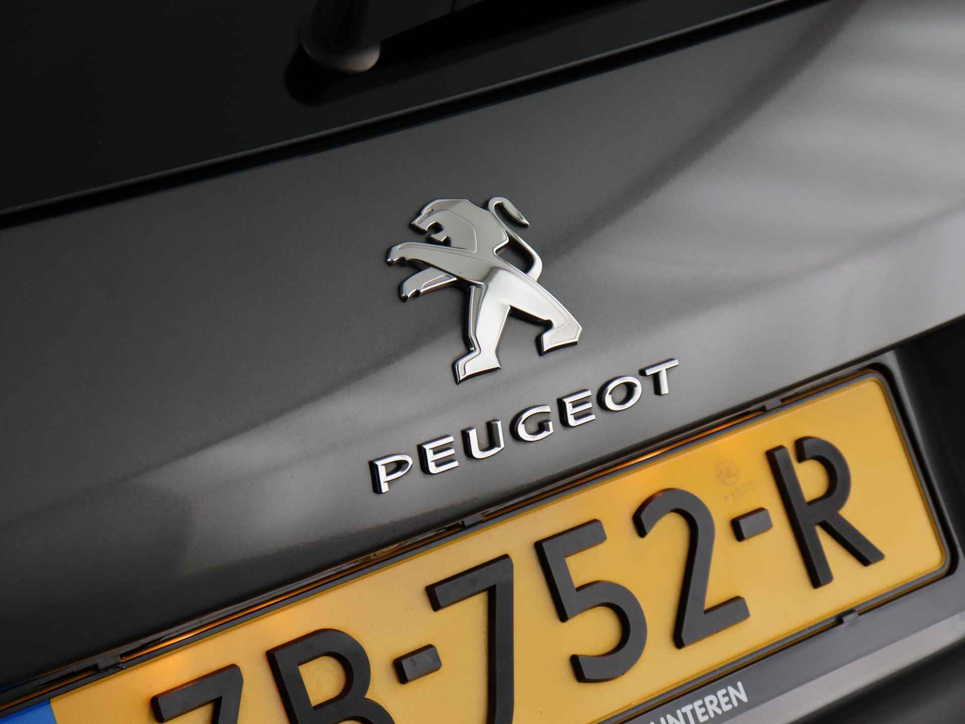 Peugeot 308 1.2 131PK PureTech Allure (Climate / Cruise / Navi / PDC / Camera / Rijstrooksensor) - 40/59
