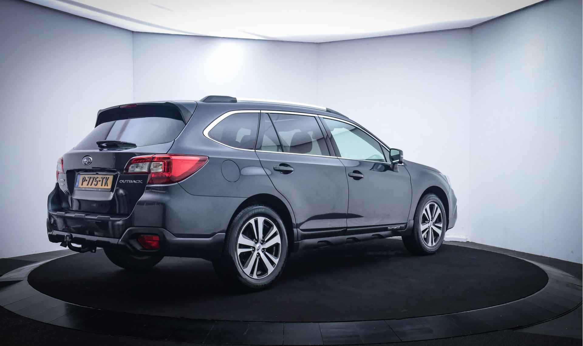 Subaru Outback 2.5i Aut. 4x4 PREMIUM PANO/HARMAN KARDON/LEDER/MEMORY/CAMERA/STUUR+STOELVERW./ADAPTIVE CRUISE/NAVI/CARPLAY/BLINDSPOT/TREKHAAK/LMV 18'' - 5/33