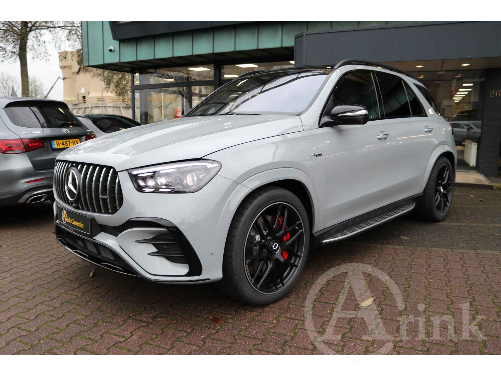 Mercedes-Benz GLE AMG 53 Hybrid 4MATIC+ Premium Plus Rijassistentiepakket, Trekhaak, Panoramadak, Multicontourstoelen - 4/47