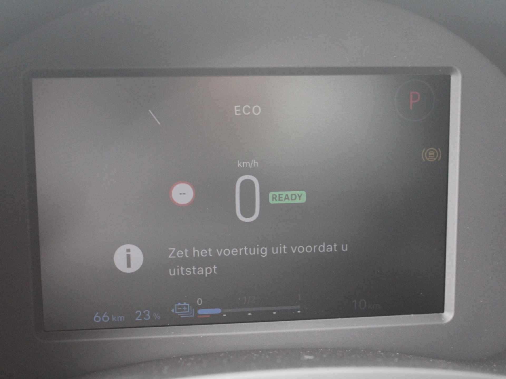 Fiat 600e RED 54 kWh | Uit voorraad leverbaar | Clima | Adapt. Cruise | 16" | PDC | Apple Carplay | Subsidie € 2.000,- * - 12/25