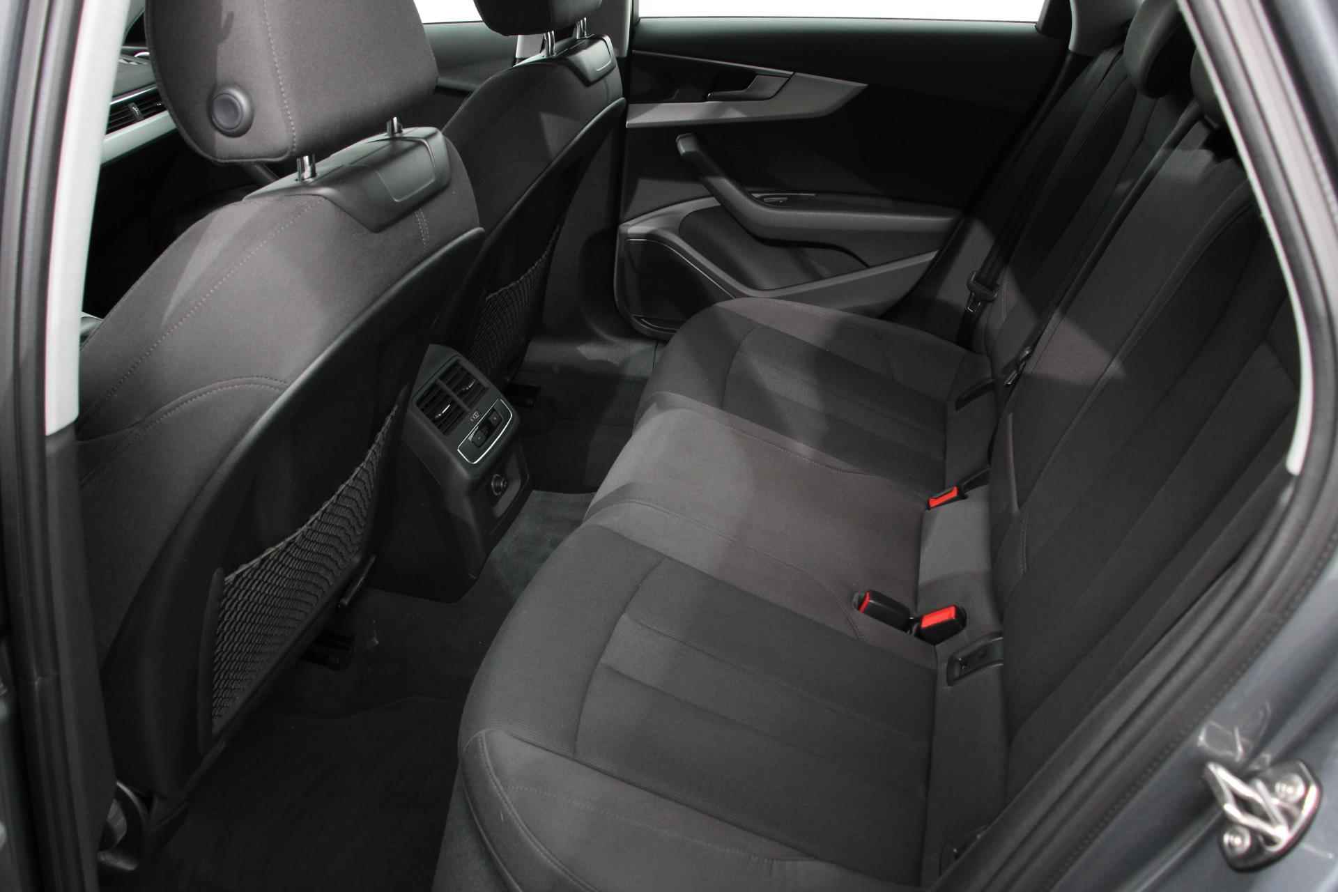 Audi A4 Avant 2.0 TDI S-Tronic Lease Edition | Navigatie | Climate Control | Cruise Control | Winterwielen set extra | Lichtmetalen velgen - 10/24