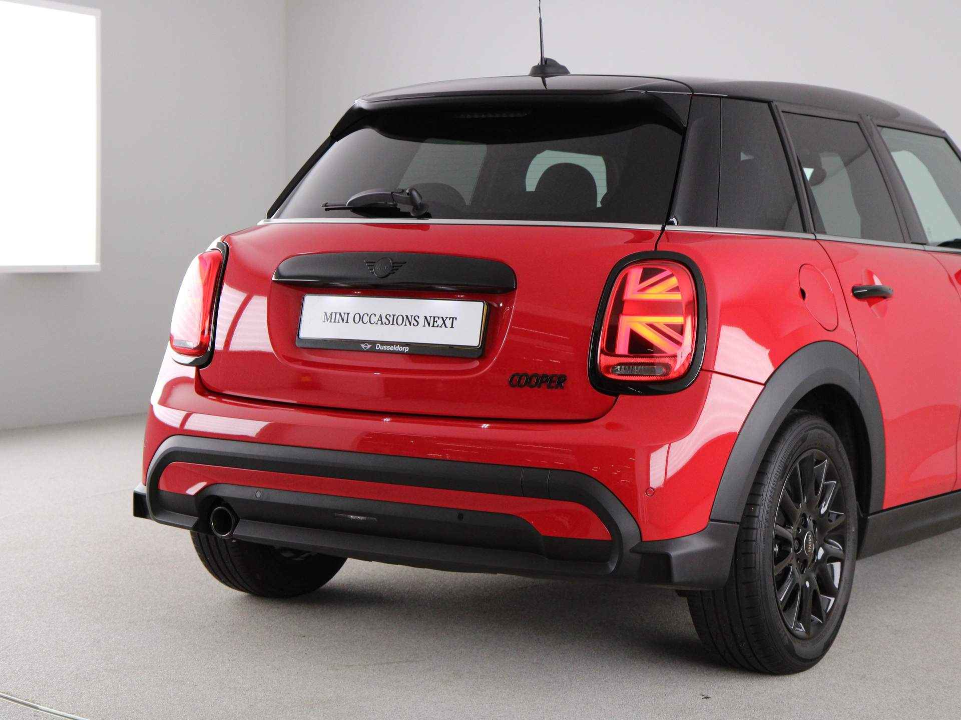 MINI 5-deurs Cooper Camden Edition Aut. - 20/23