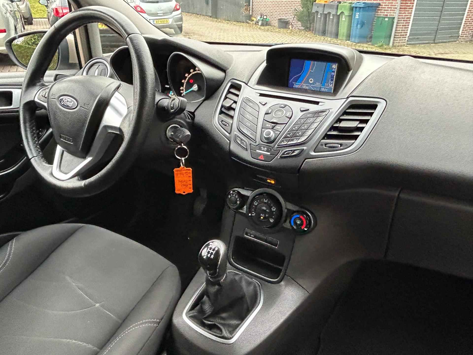 Ford Fiesta 1.0 Style 5Drs Navi Airco Bluetooth 17" LM-Velgen Isofix Elek.Pakket NAP NL-Auto Dealeronderhouden! - 9/23