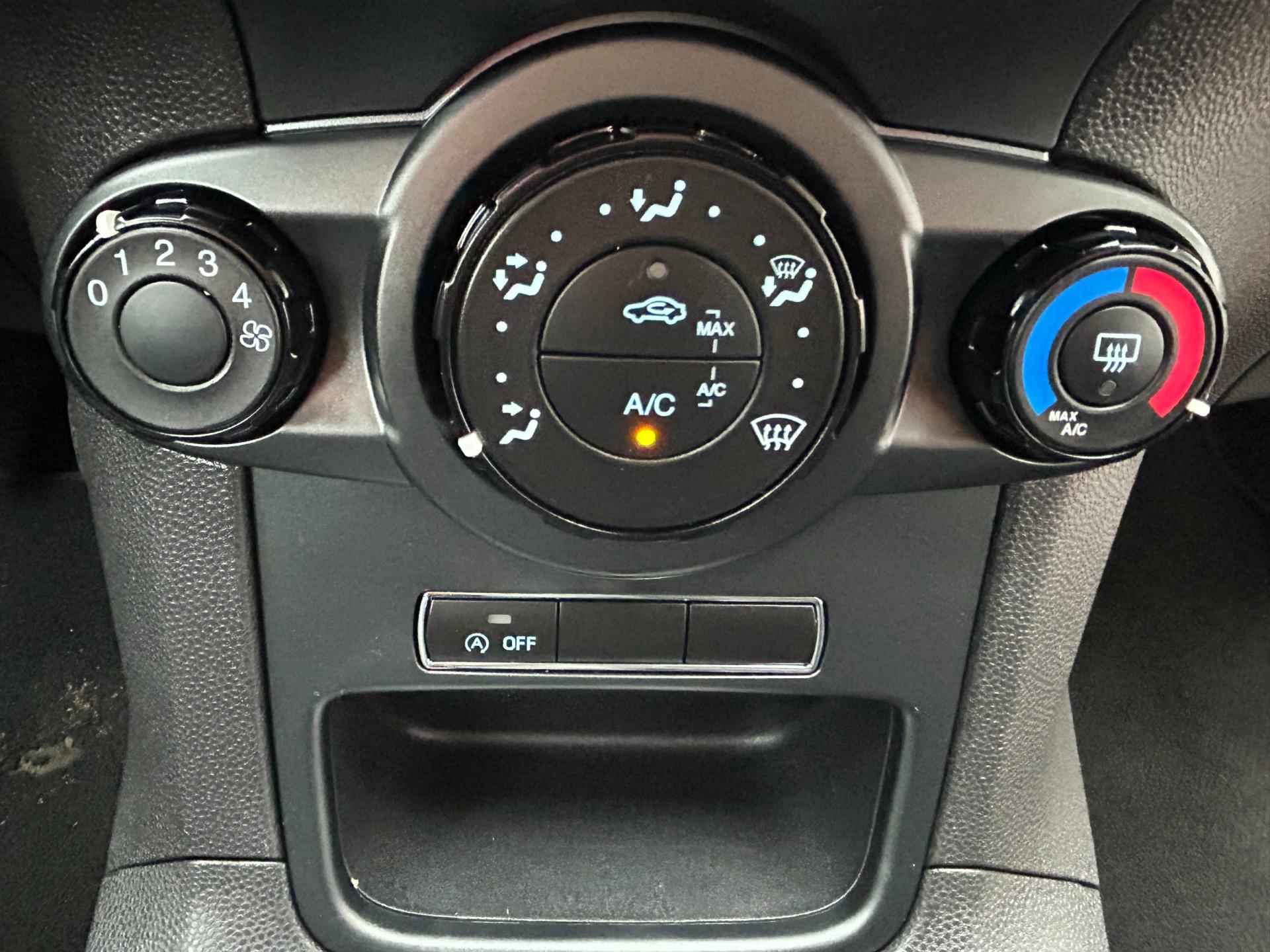 Ford Fiesta 1.0 Style 5Drs Navi Airco Bluetooth 17" LM-Velgen Isofix Elek.Pakket NAP NL-Auto Dealeronderhouden! - 13/23
